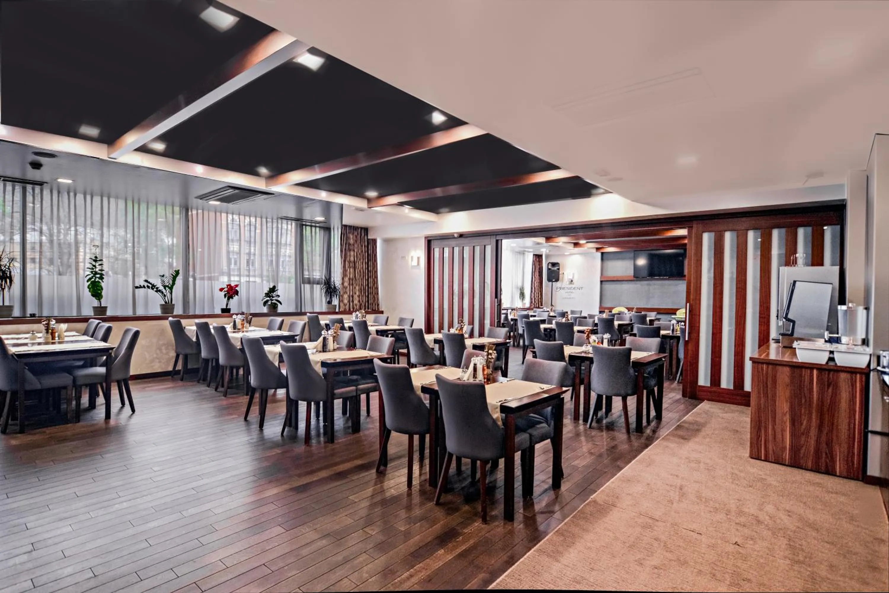 Restaurant/places to eat in Hotel President Sarajevo