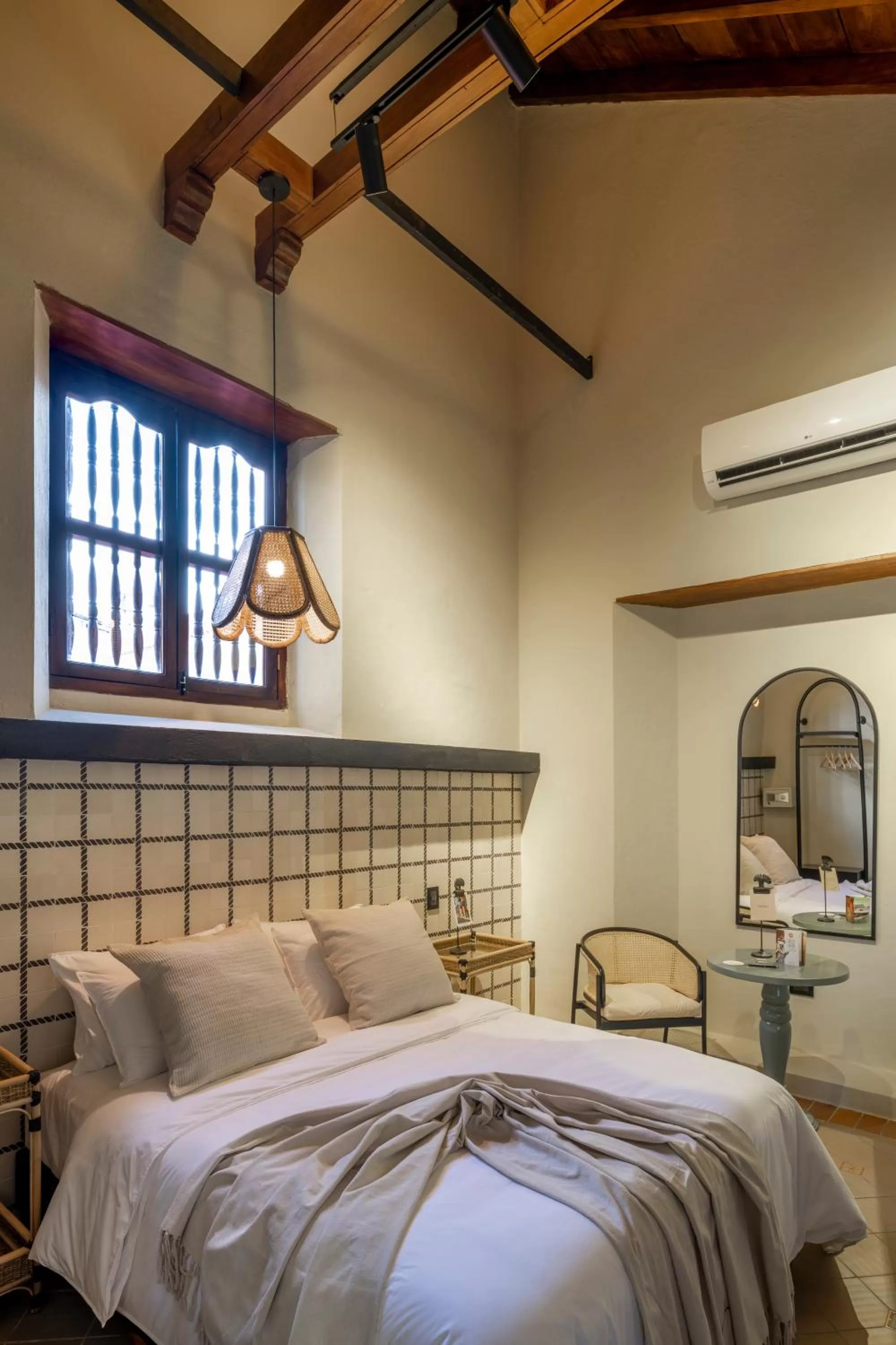 Photo of the whole room, Bed in Privado Designer Boutique Hotel