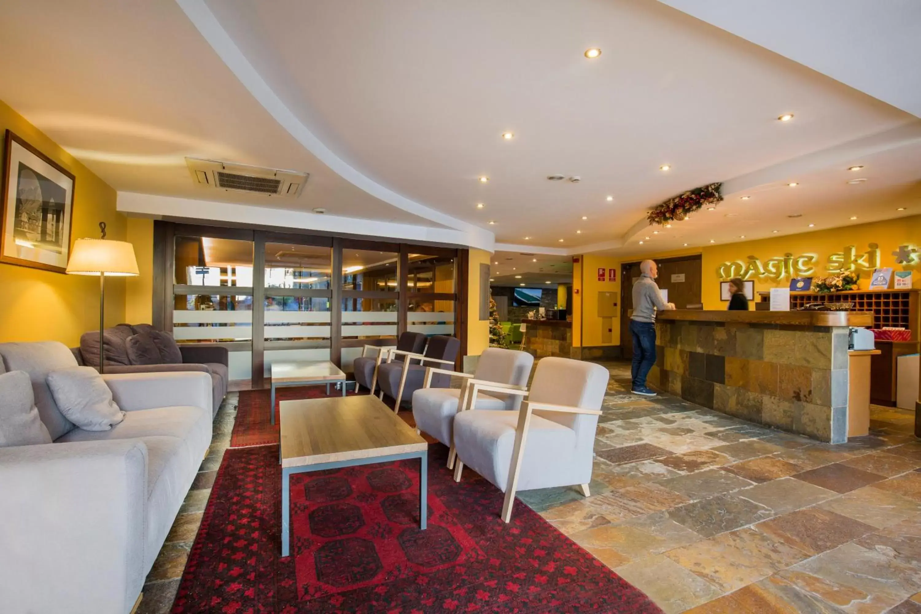 Lobby or reception in Hotel Màgic Ski