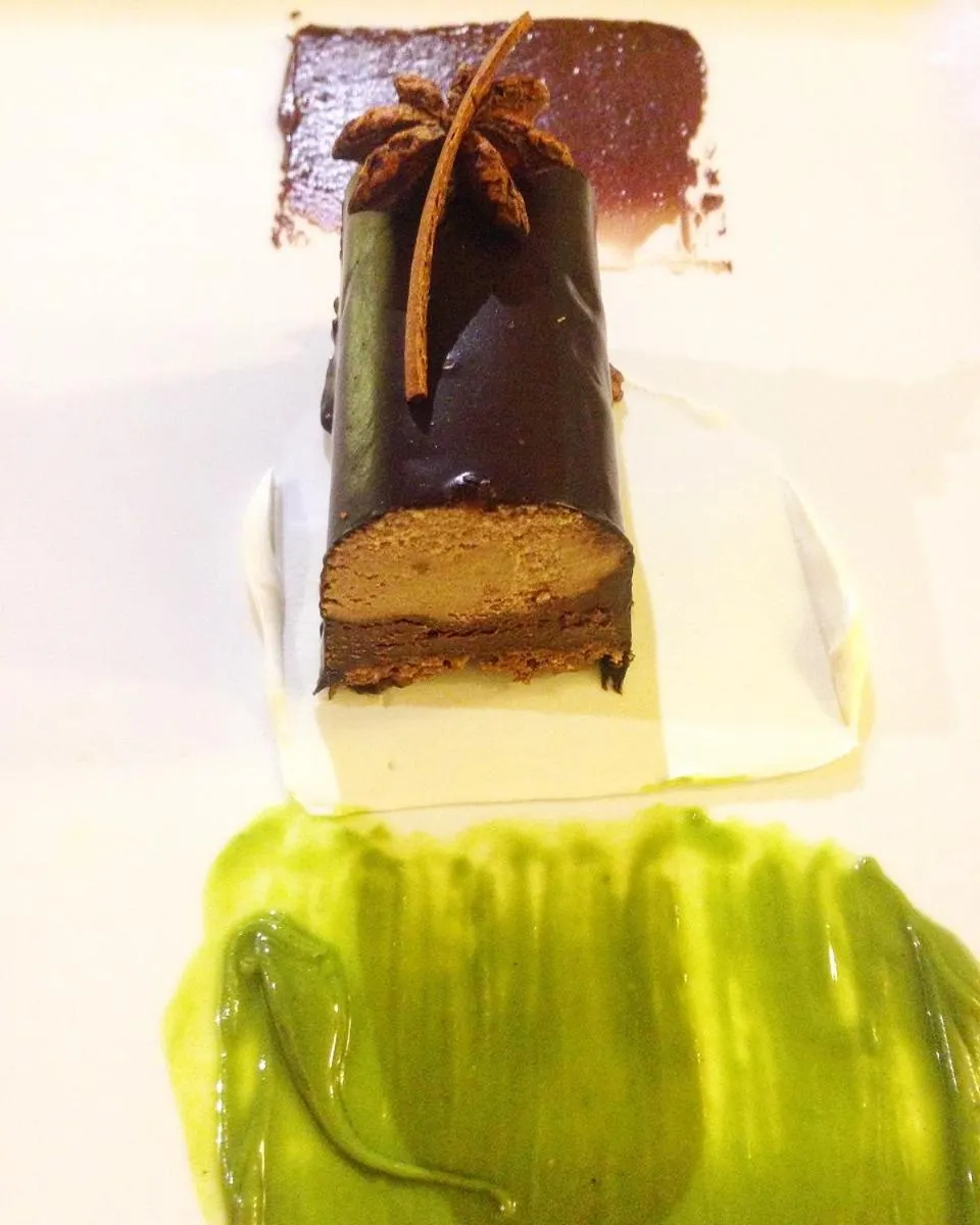 Food in Logis Hôtel Restaurant Du Lion D'argent Et Des Tanneries