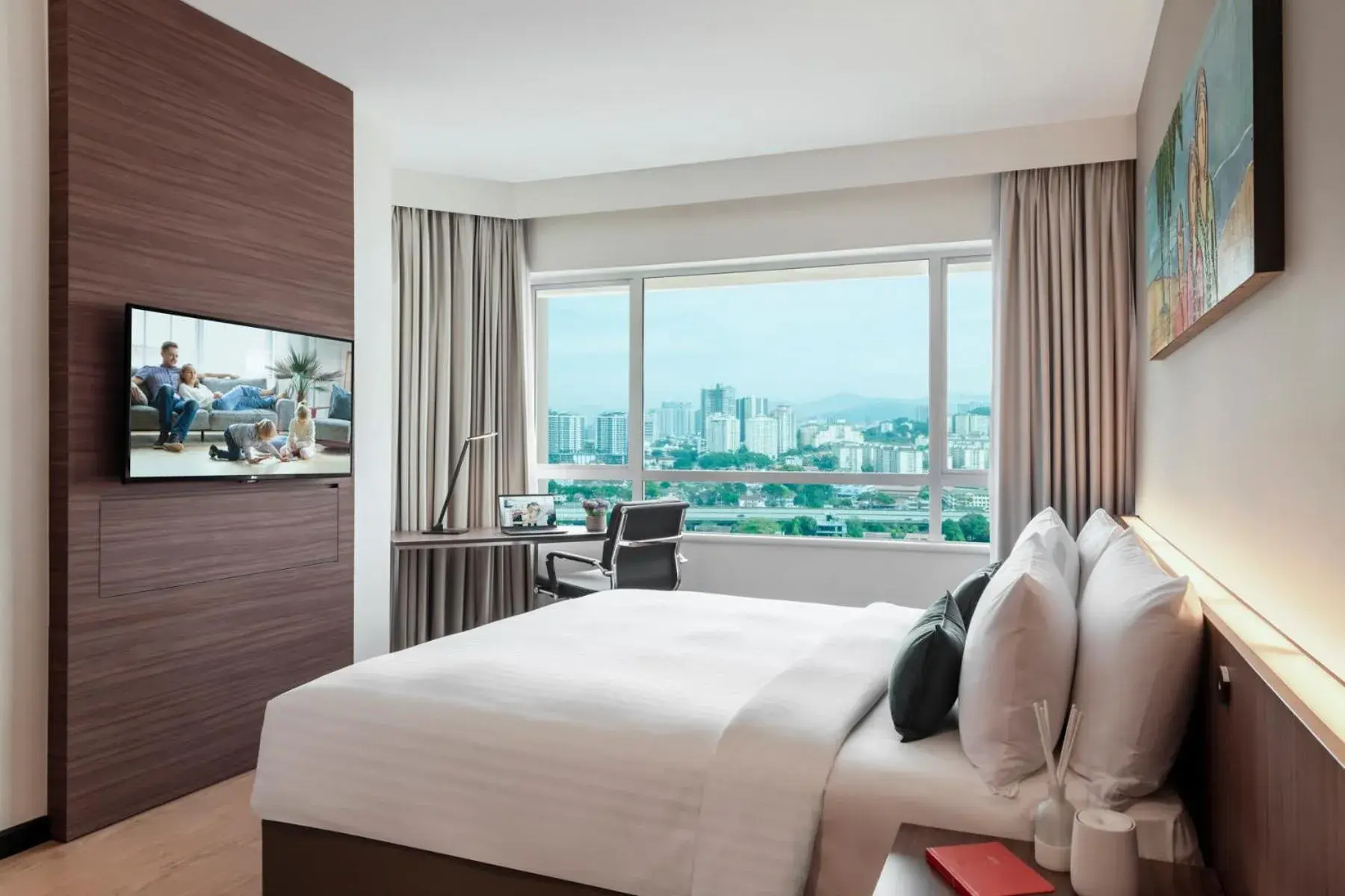 Bed in Oakwood Hotel and Residence Kuala Lumpur