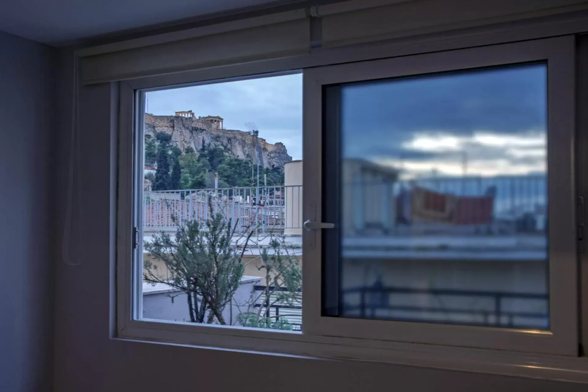 City view in Kimon Hotel Athens