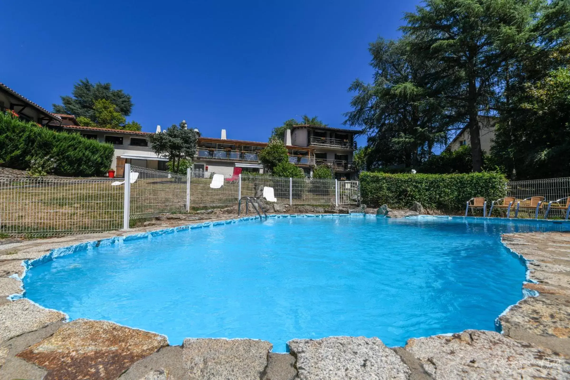 Swimming Pool in La Chaumière