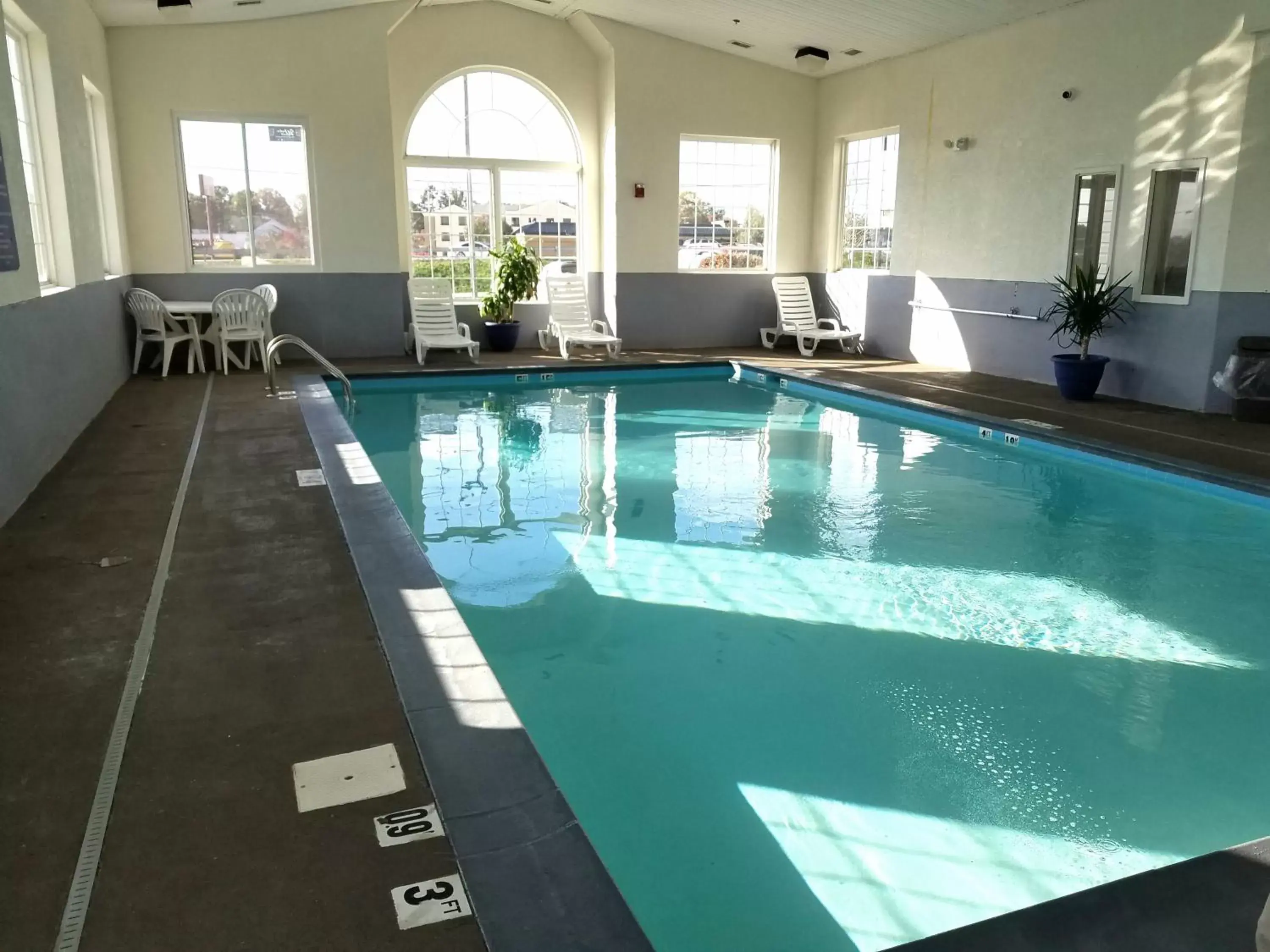 Swimming Pool in Microtel Inn & Suites by Wyndham London