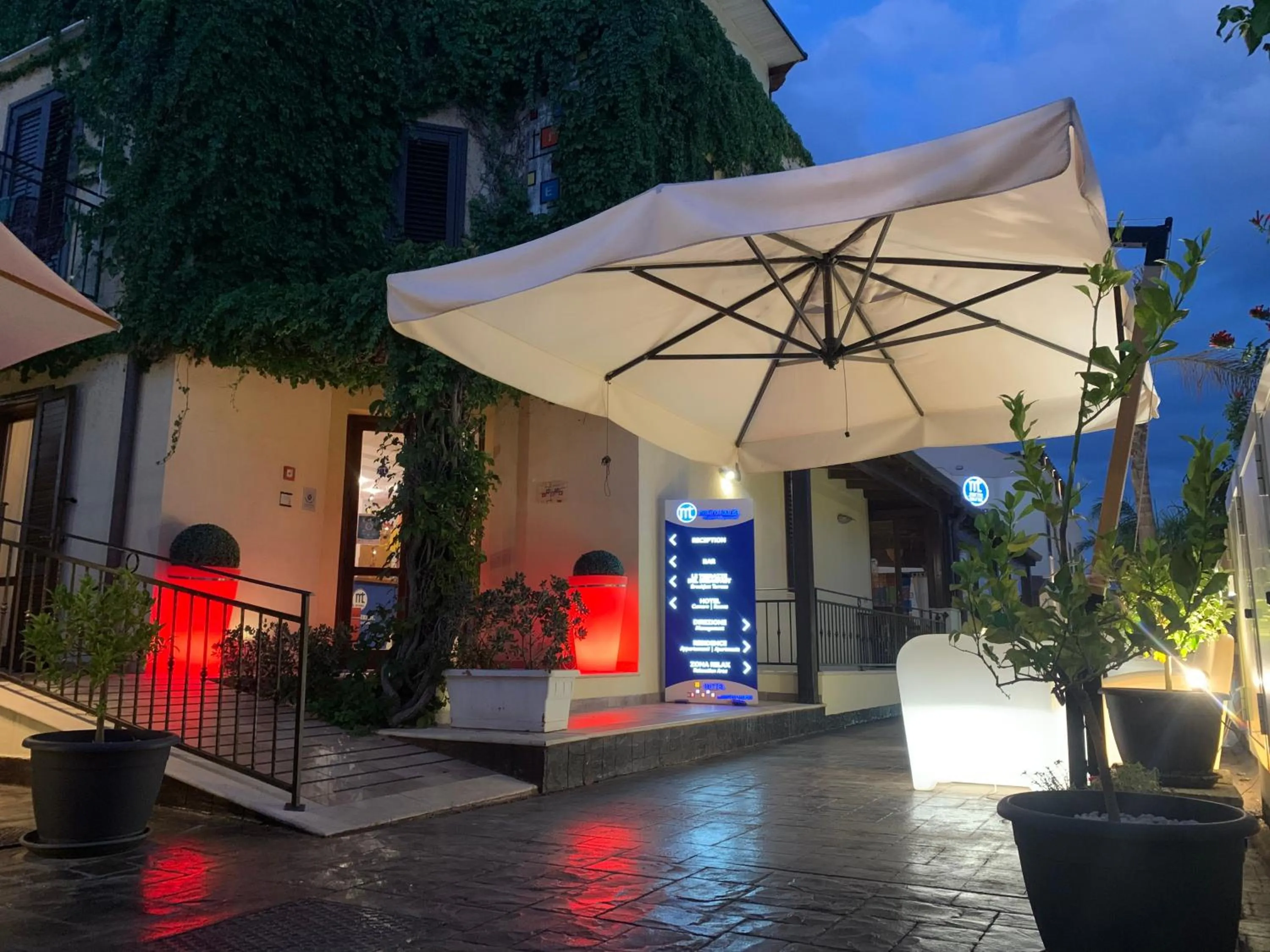 Property building in Hotel Iride by Marino Tourist