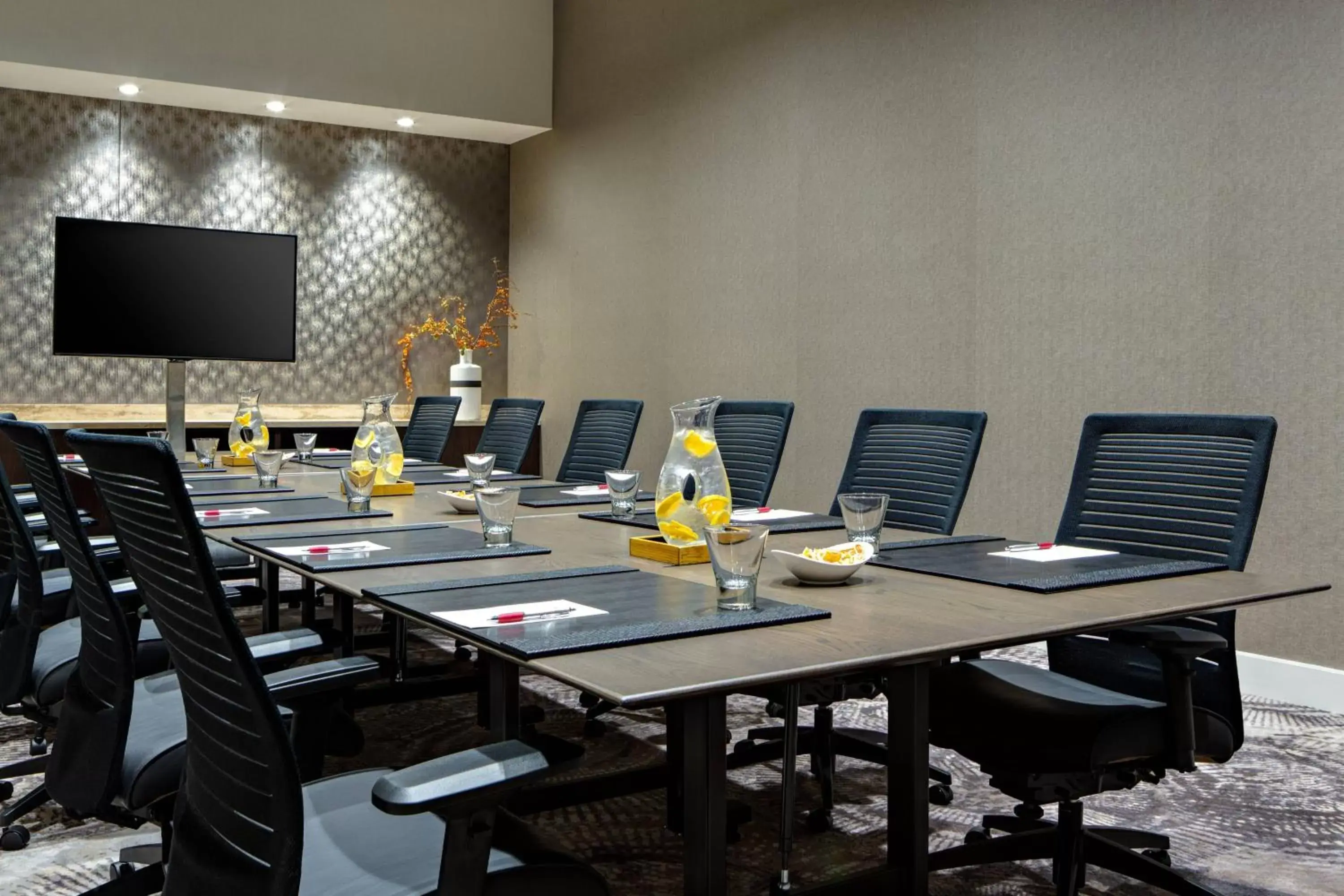 Meeting/conference room in Houston CityPlace Marriott at Springwoods Village