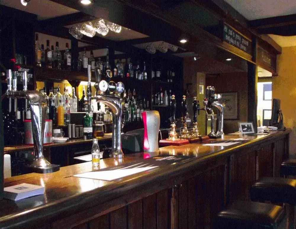 Lounge or bar, Lounge/Bar in The Bird In Hand Inn, Witney