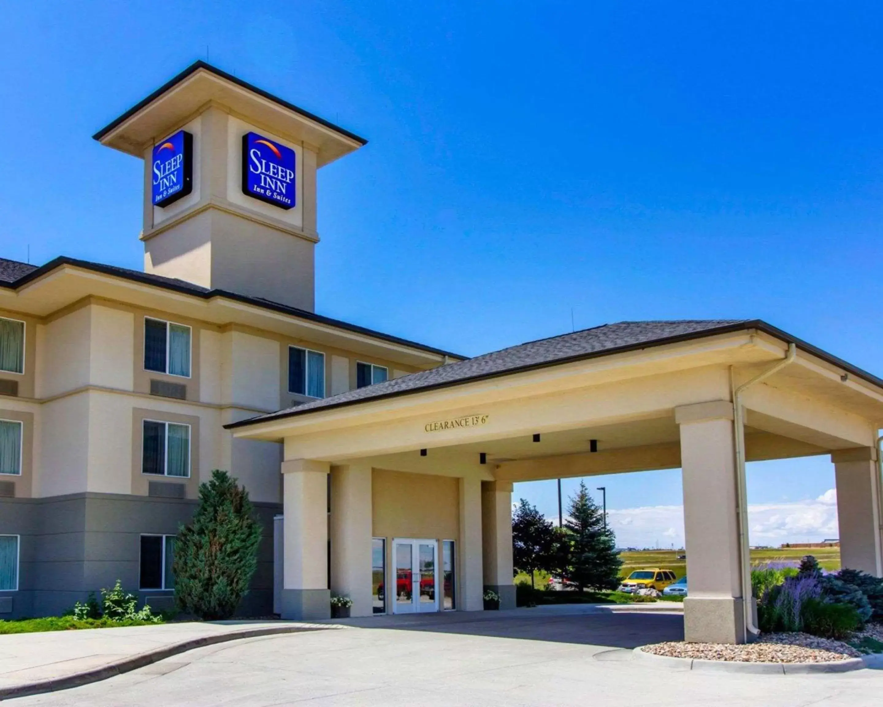 Property Building in Sleep Inn & Suites Evansville