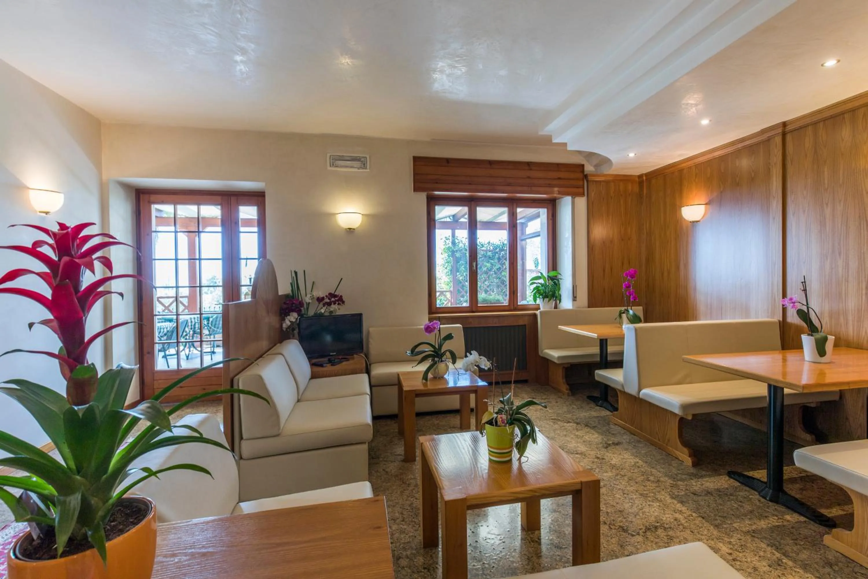 Lobby or reception in Garnì Casa Rabagno