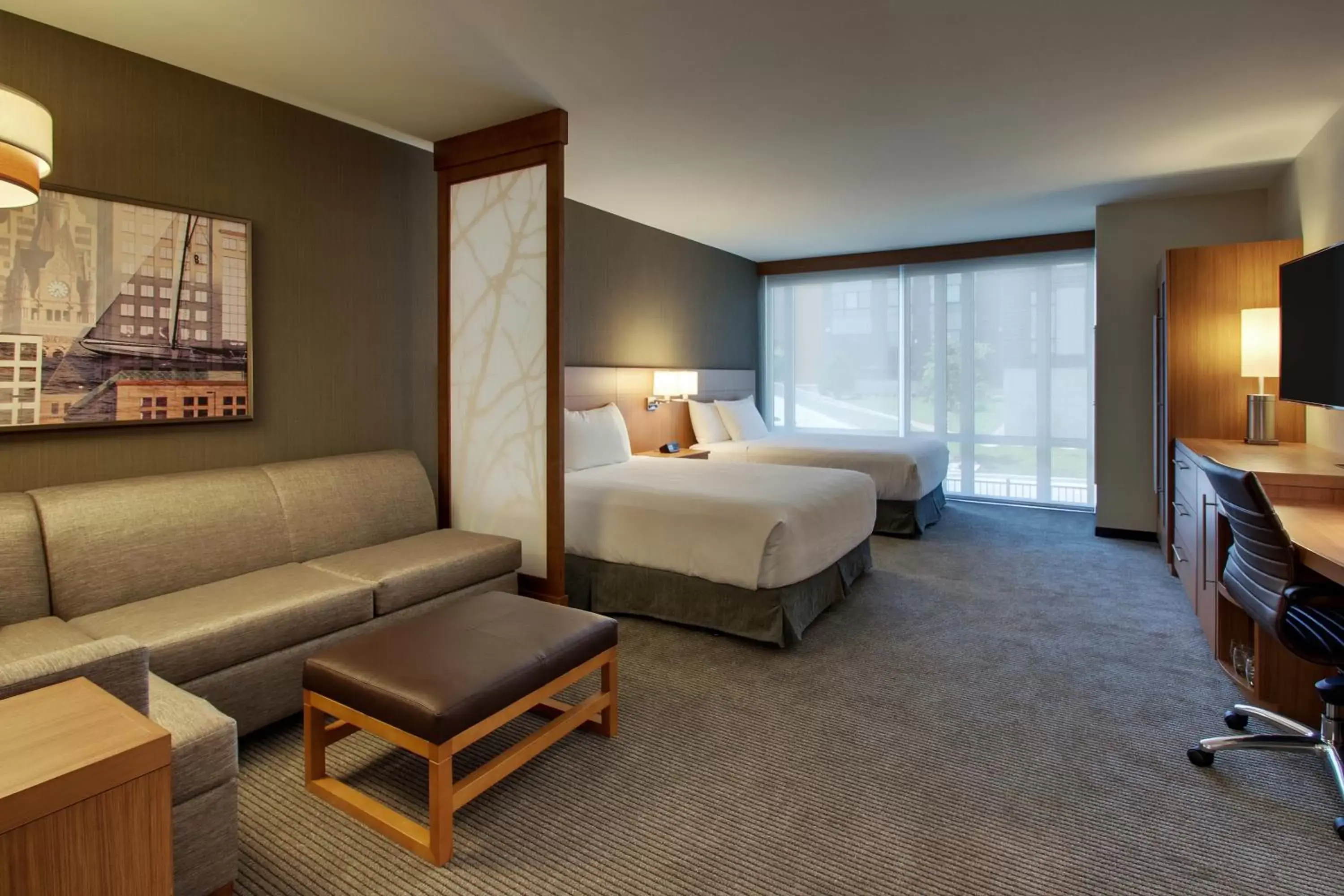 Queen Room with Two Queen Beds and View in Hyatt Place Milwaukee Downtown