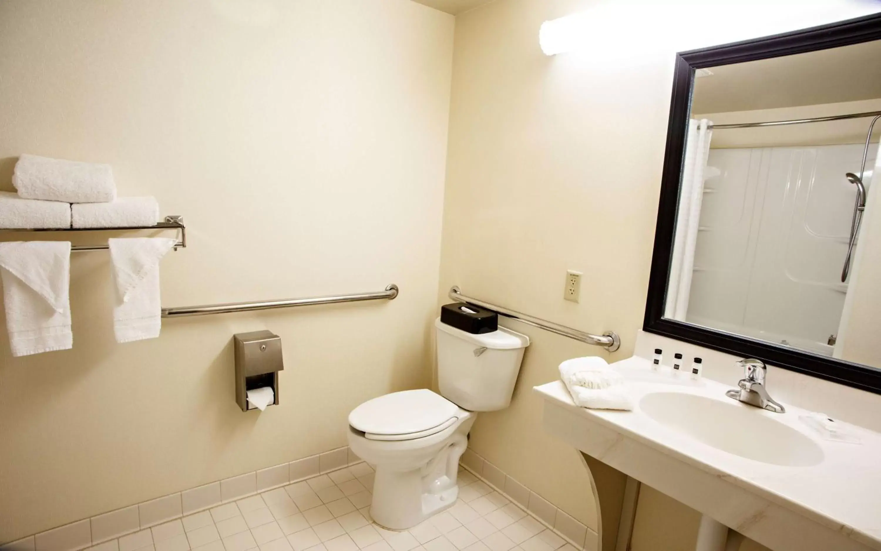 Bathroom in Country Inn & Suites by Radisson, Harrisburg West, PA