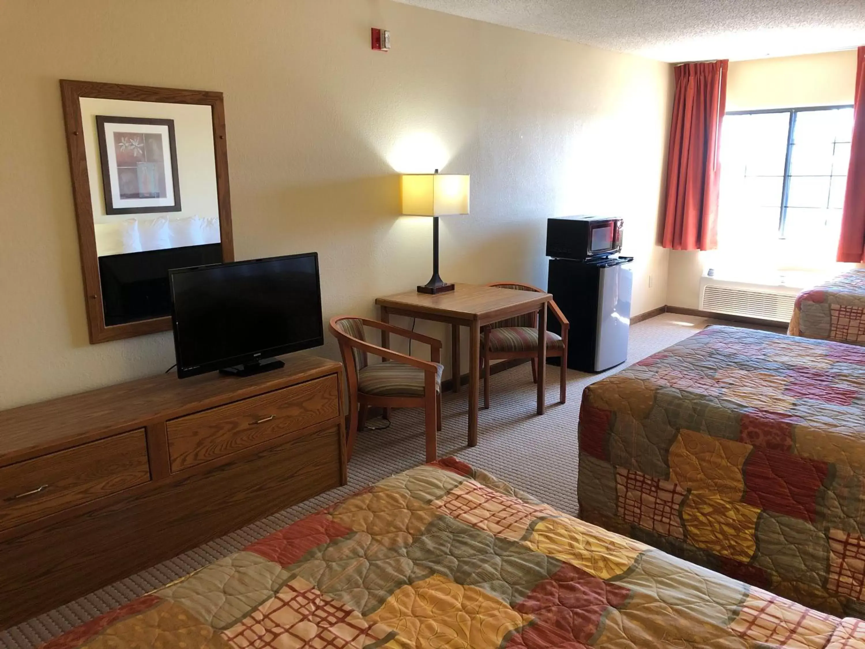 TV/Entertainment Center in Days Inn by Wyndham Iron Mountain