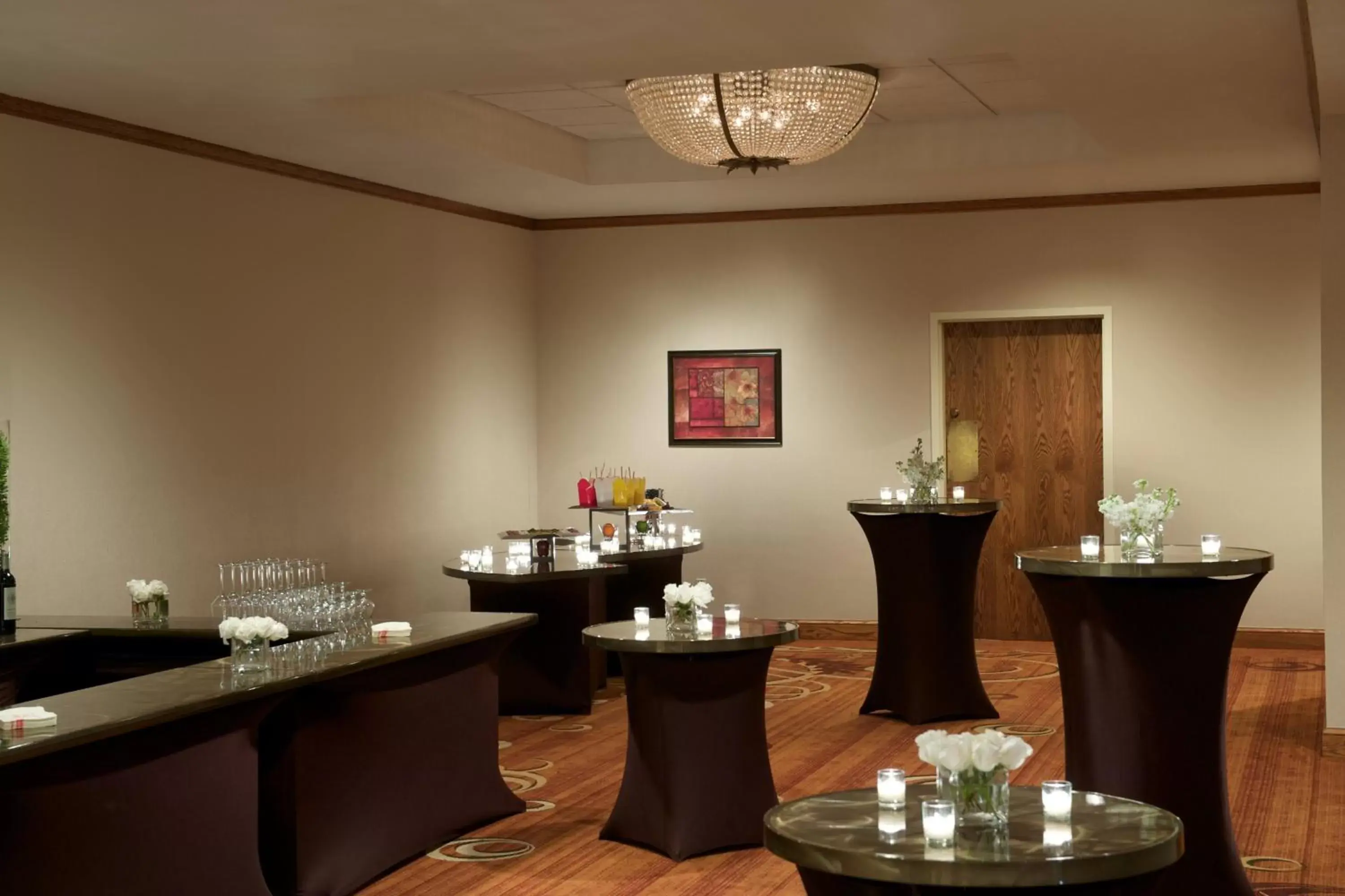 Meeting/conference room, Restaurant/Places to Eat in Sheraton Minneapolis West Hotel