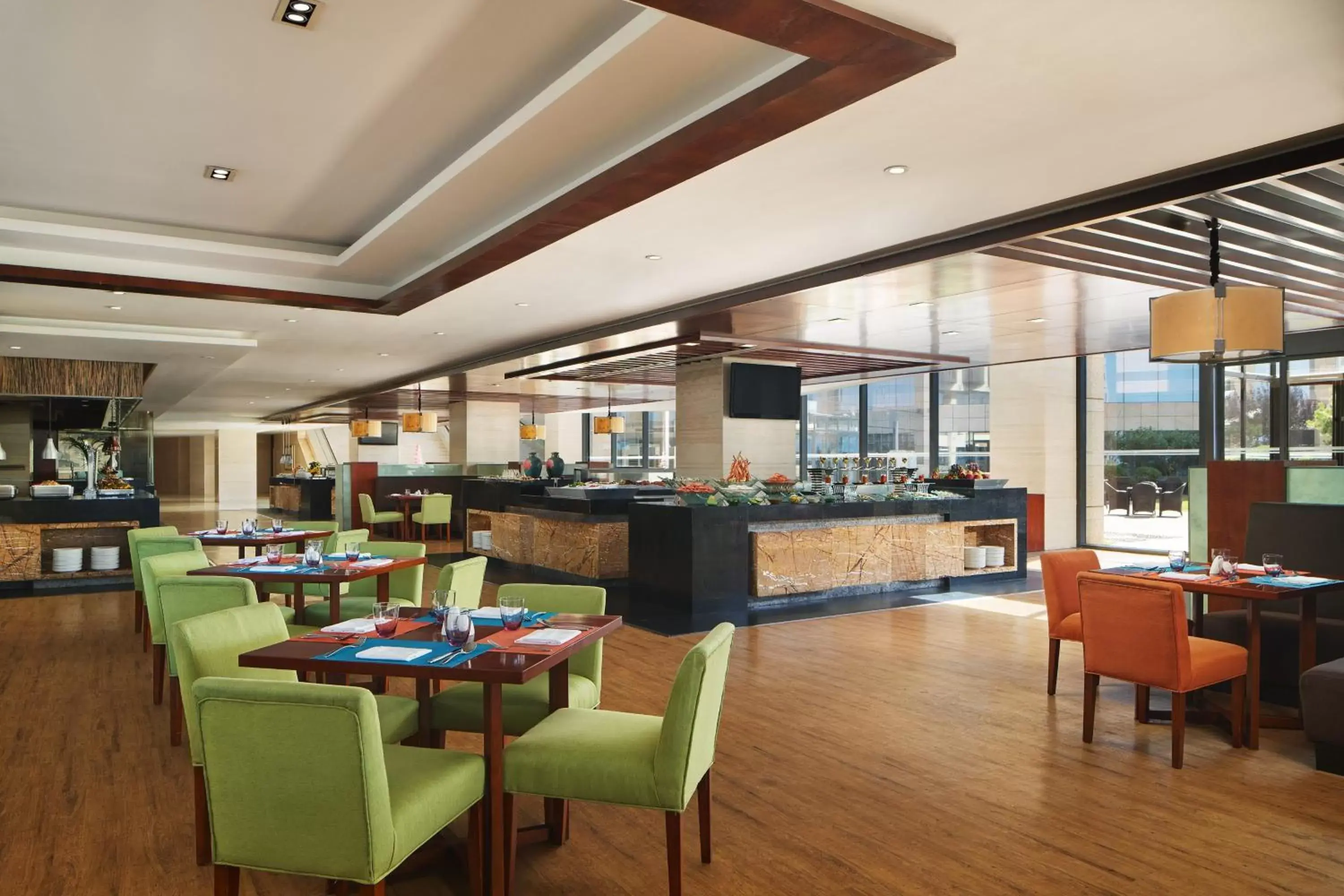 Restaurant/Places to Eat in Sheraton Yantai Golden Beach Resort