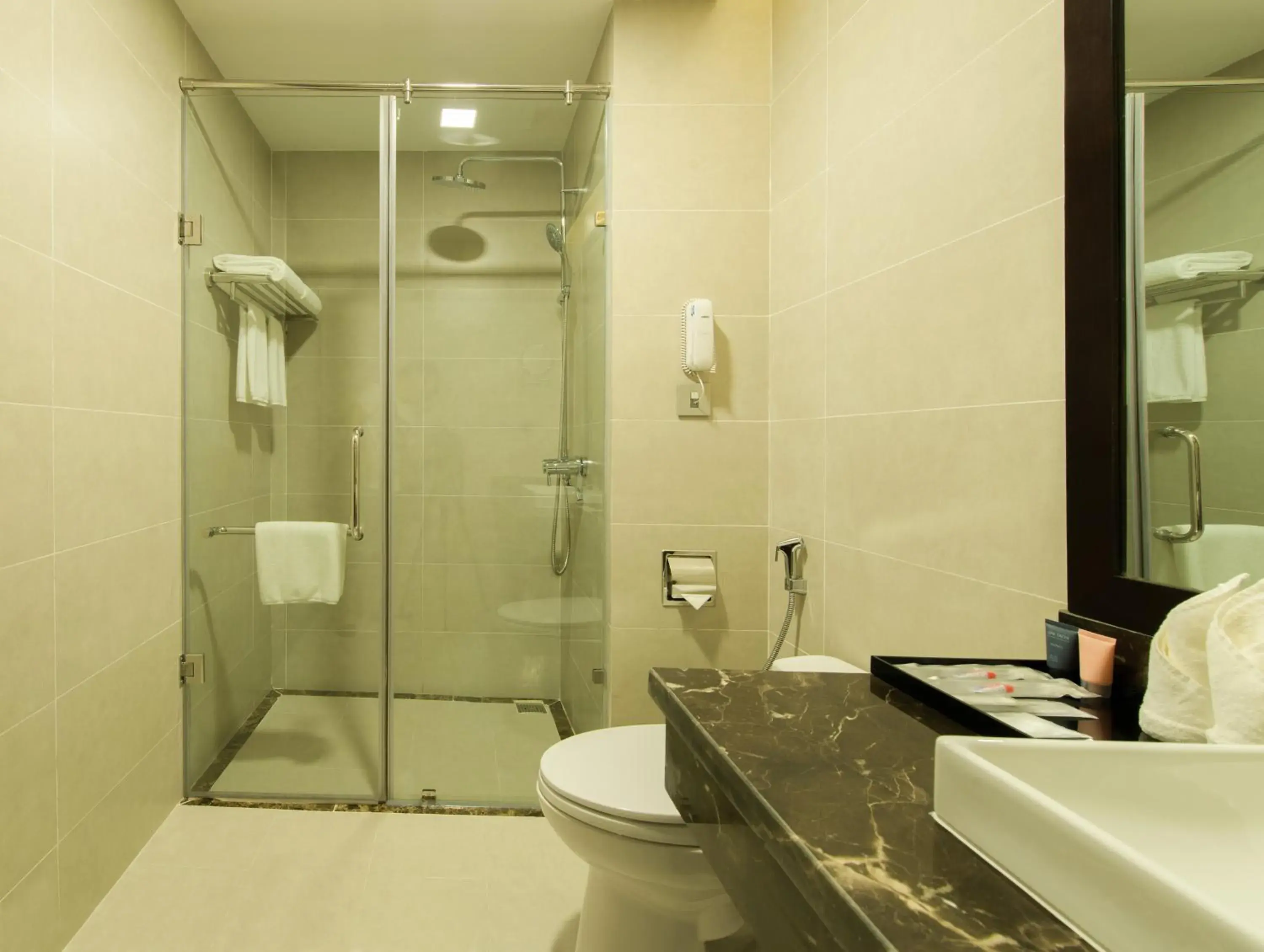 Bathroom in Muong Thanh Hanoi Centre Hotel