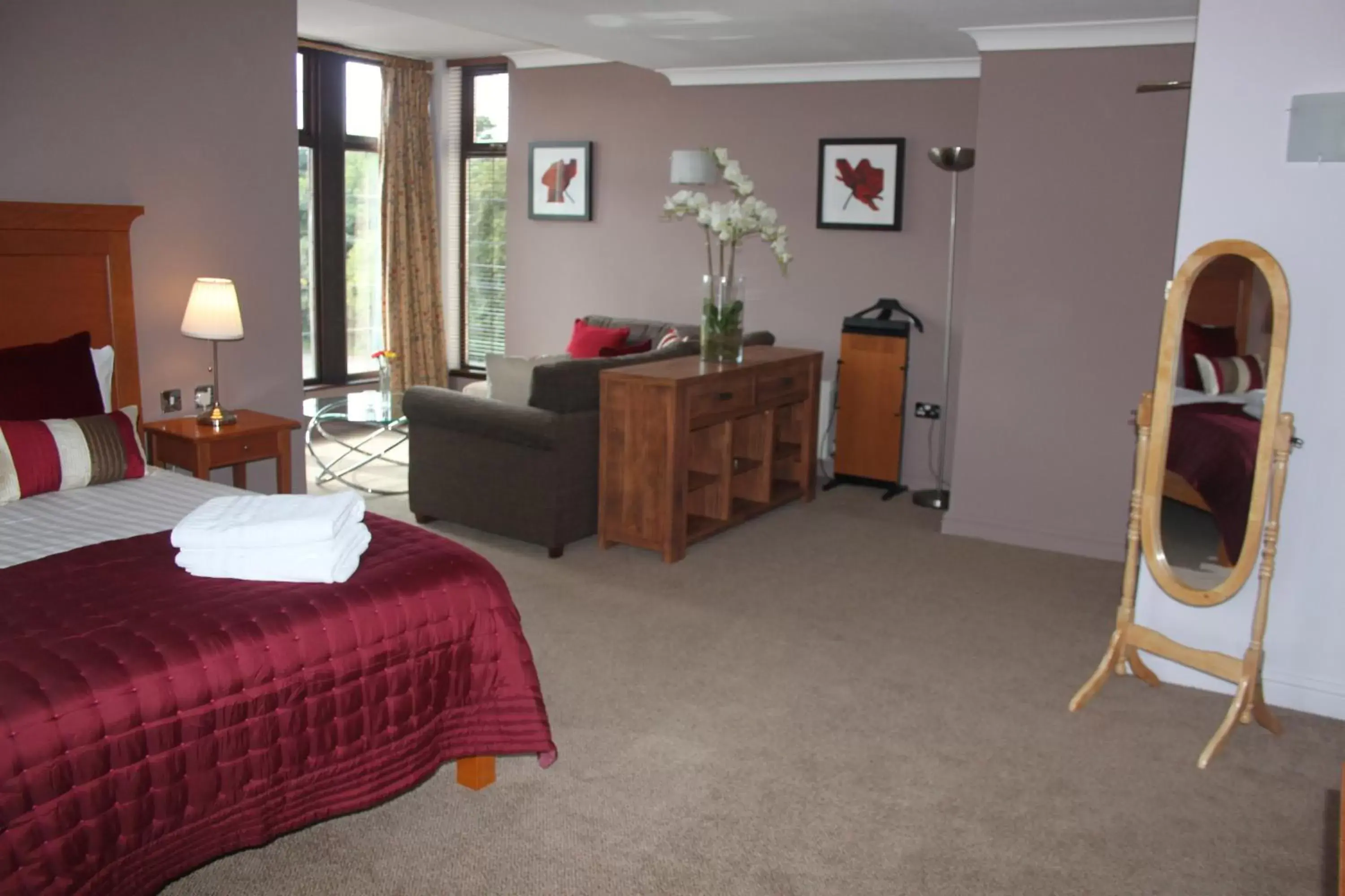 Photo of the whole room, Room Photo in Gomersal Park Hotel & Dream Spa