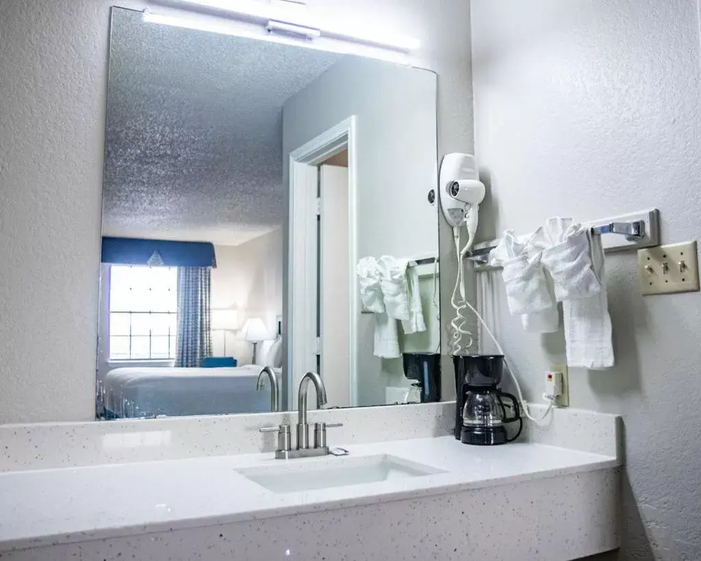 Bathroom in Salt Creek Lodge