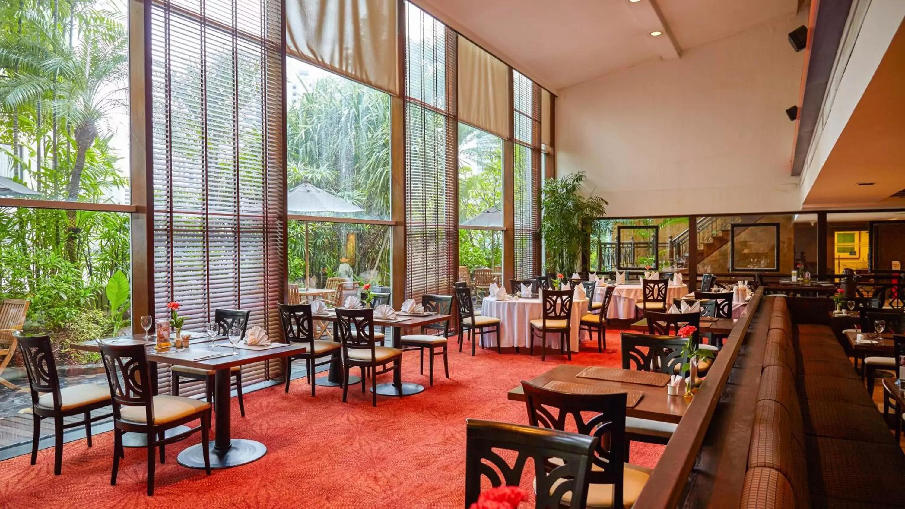 Restaurant/places to eat in Zenith Sukhumvit Hotel, Bangkok Restaurant/places to eat in Zenith Sukhumvit Hotel, Bangkok