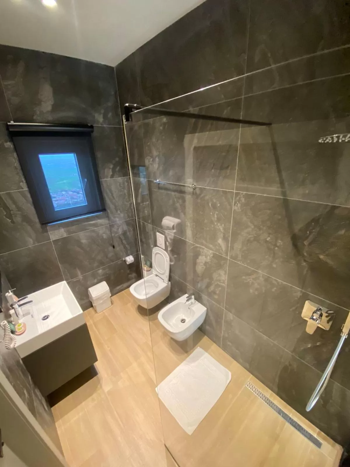 Shower in Ardenica Boutique Hotel