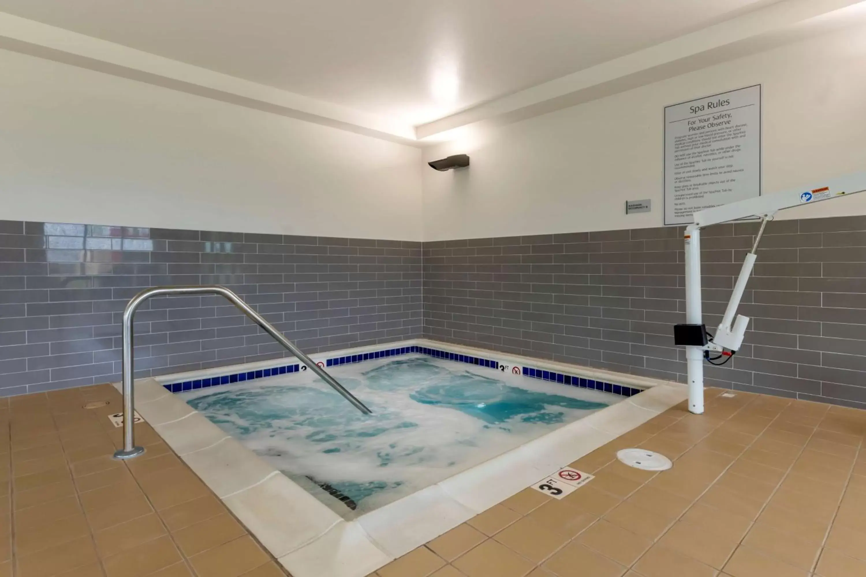 Pool view in Best Western Plus Isanti Pool view in Best Western Plus Isanti