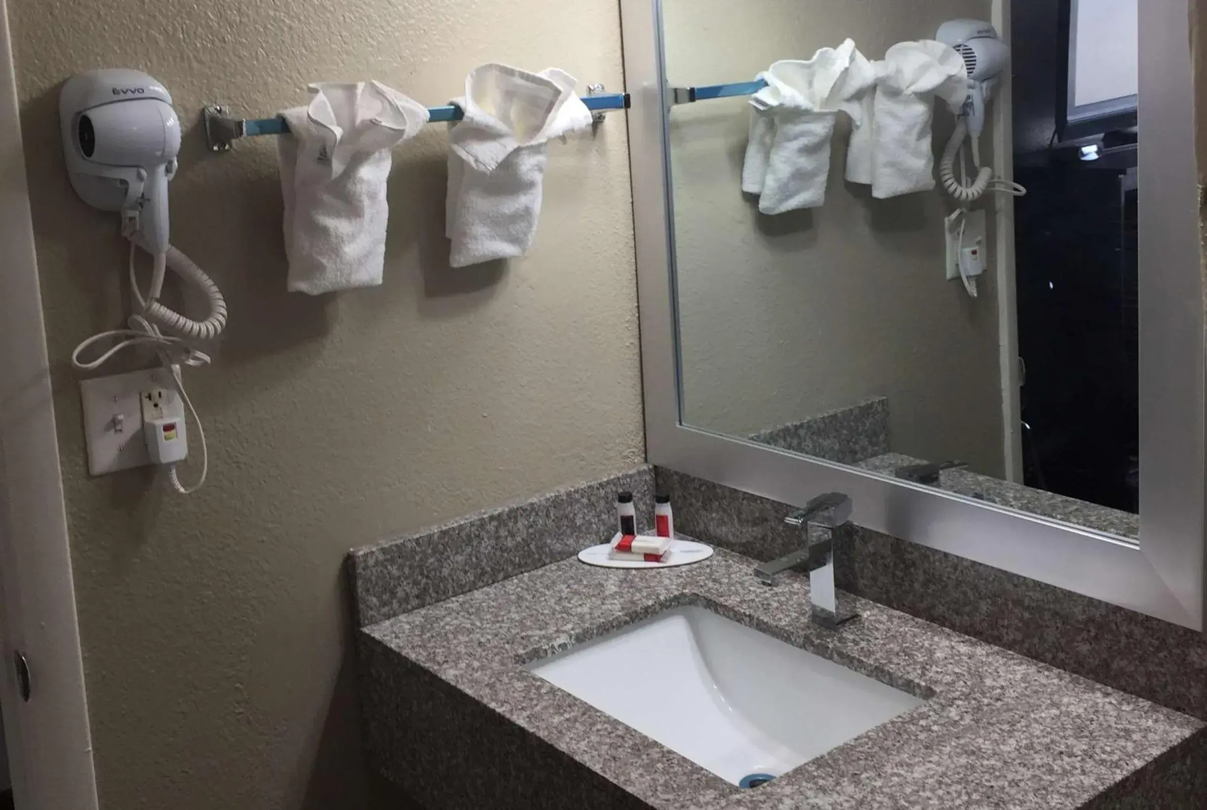 Bathroom in Super 8 by Wyndham Florence Bathroom in Super 8 by Wyndham Florence