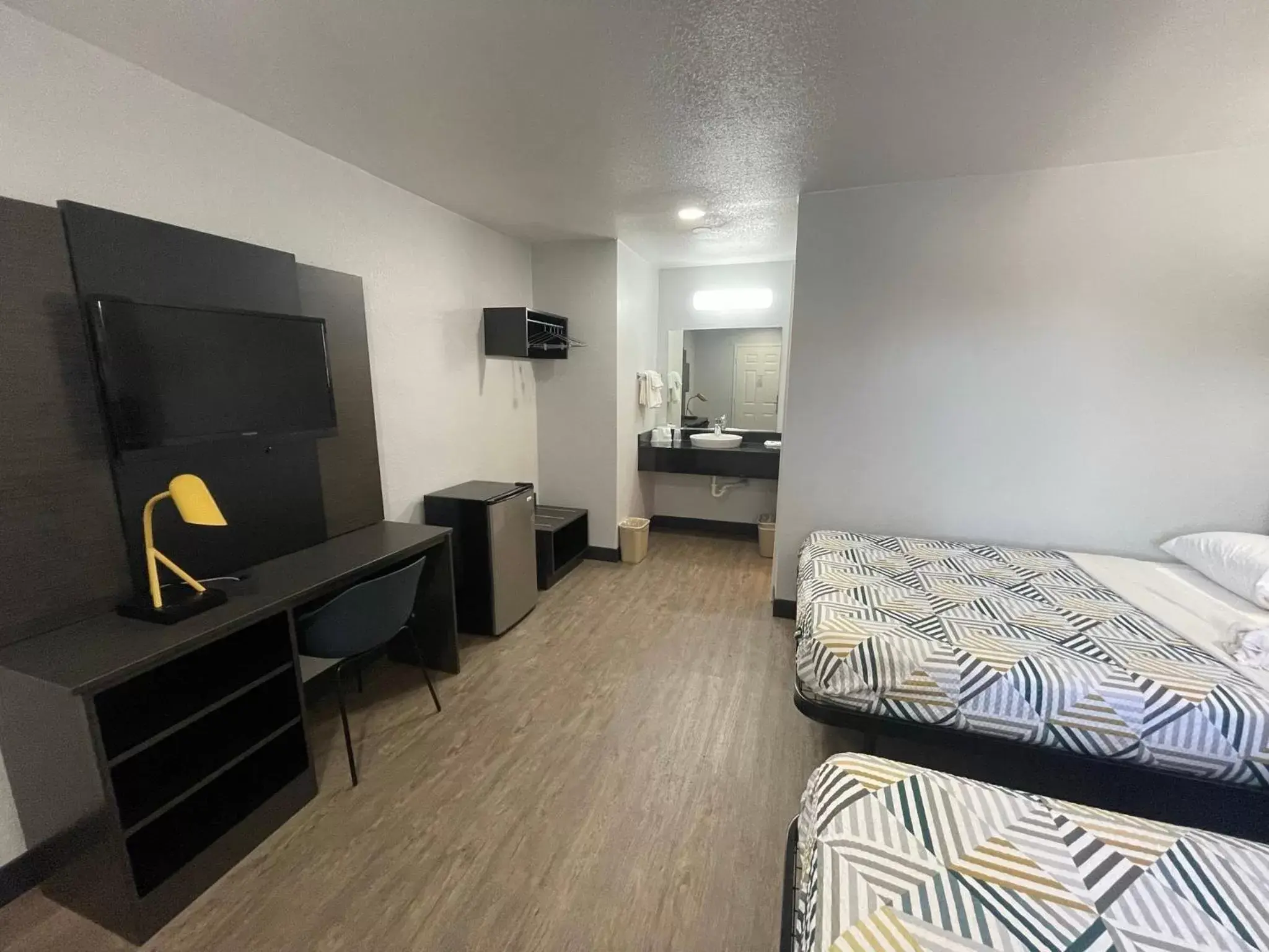 Bed in Motel 6 Denton, TX - UNT Bed in Motel 6 Denton, TX - UNT