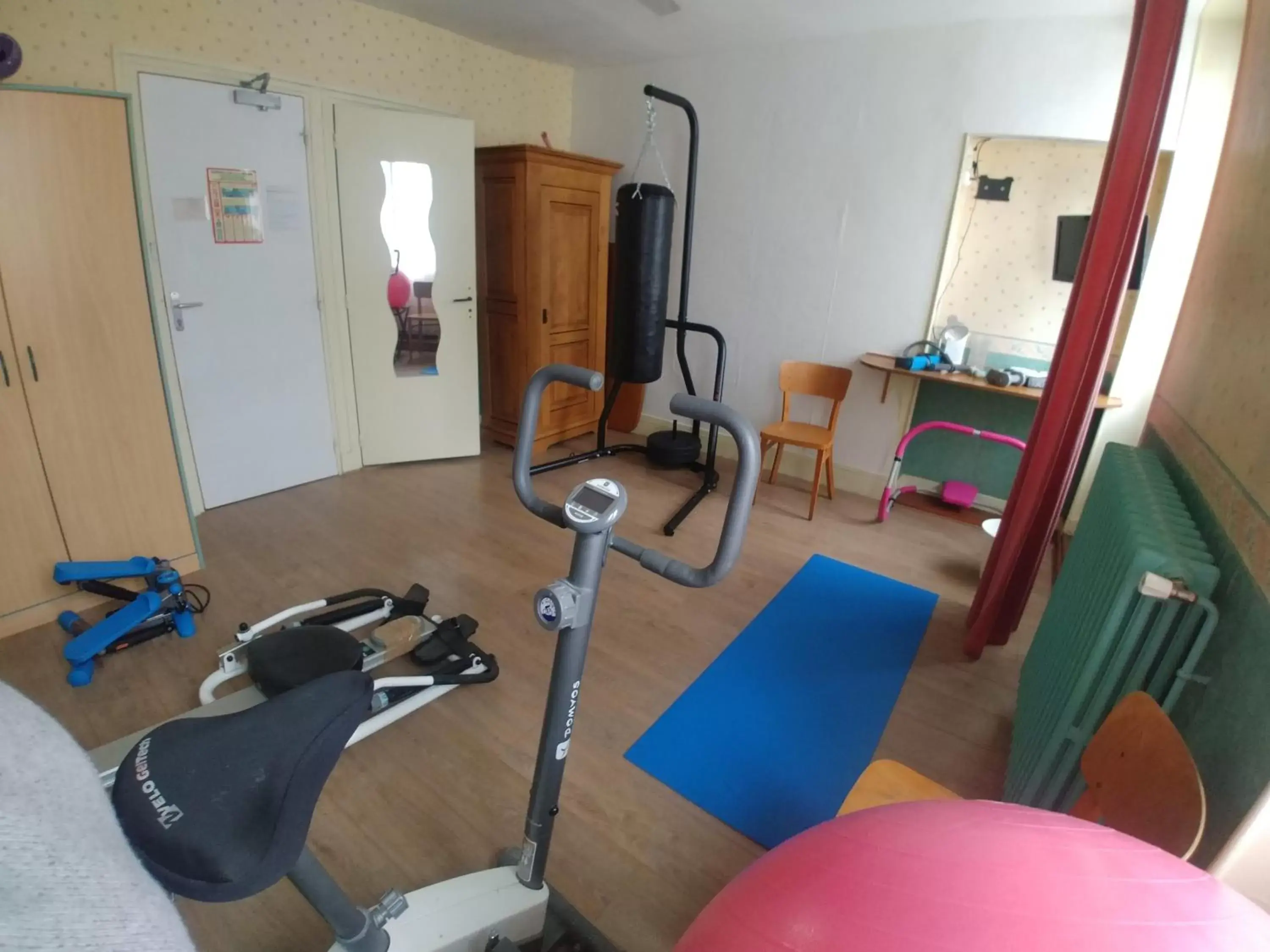 Fitness centre/facilities, Fitness Center/Facilities in Hôtel de Verdun