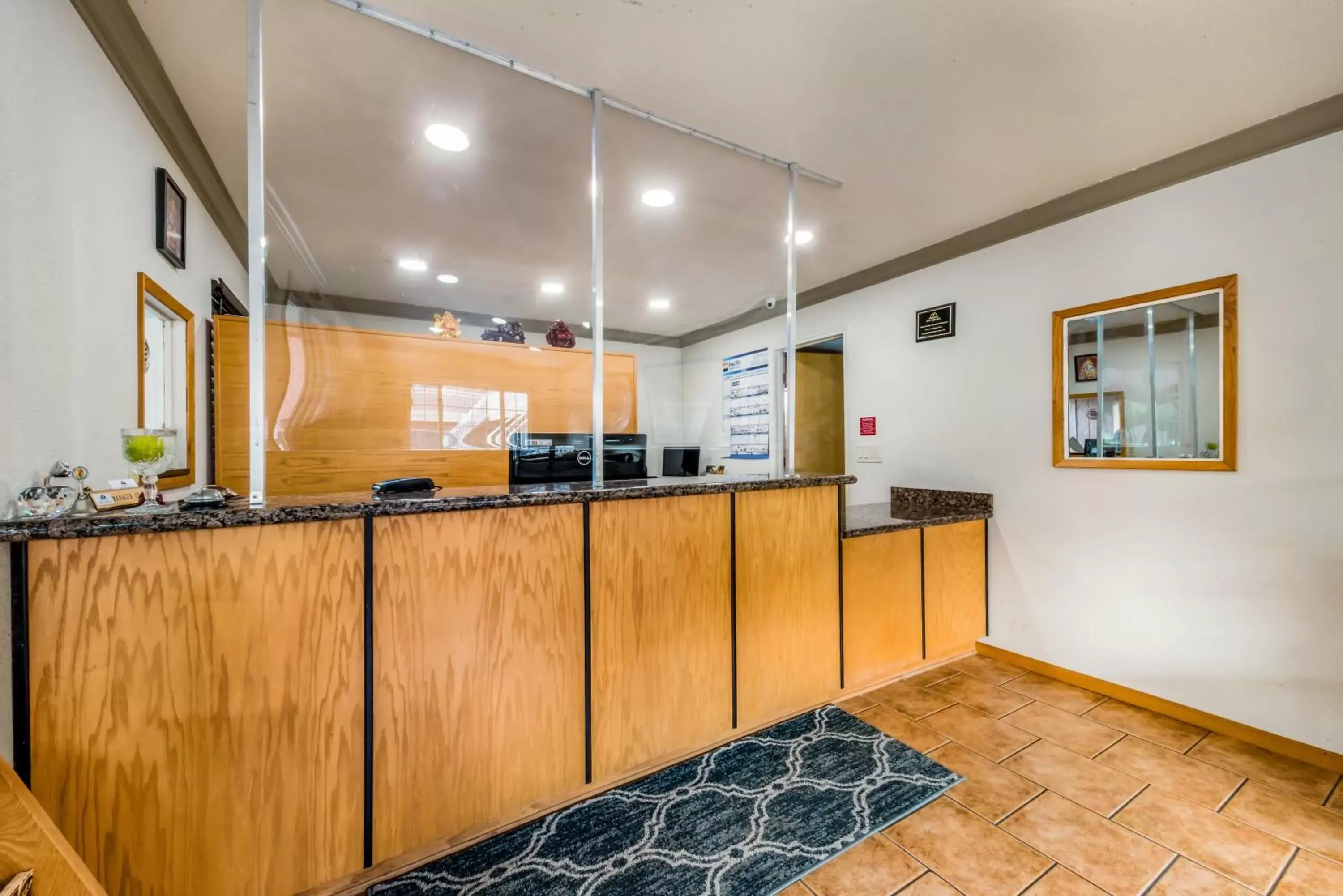 Americas Best Value Inn - Ukiah