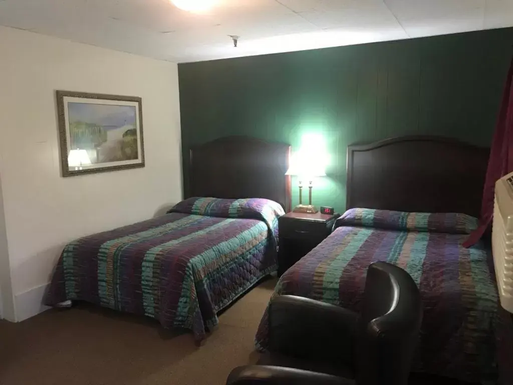 Bed in The Lodge at Poland Spring Resort