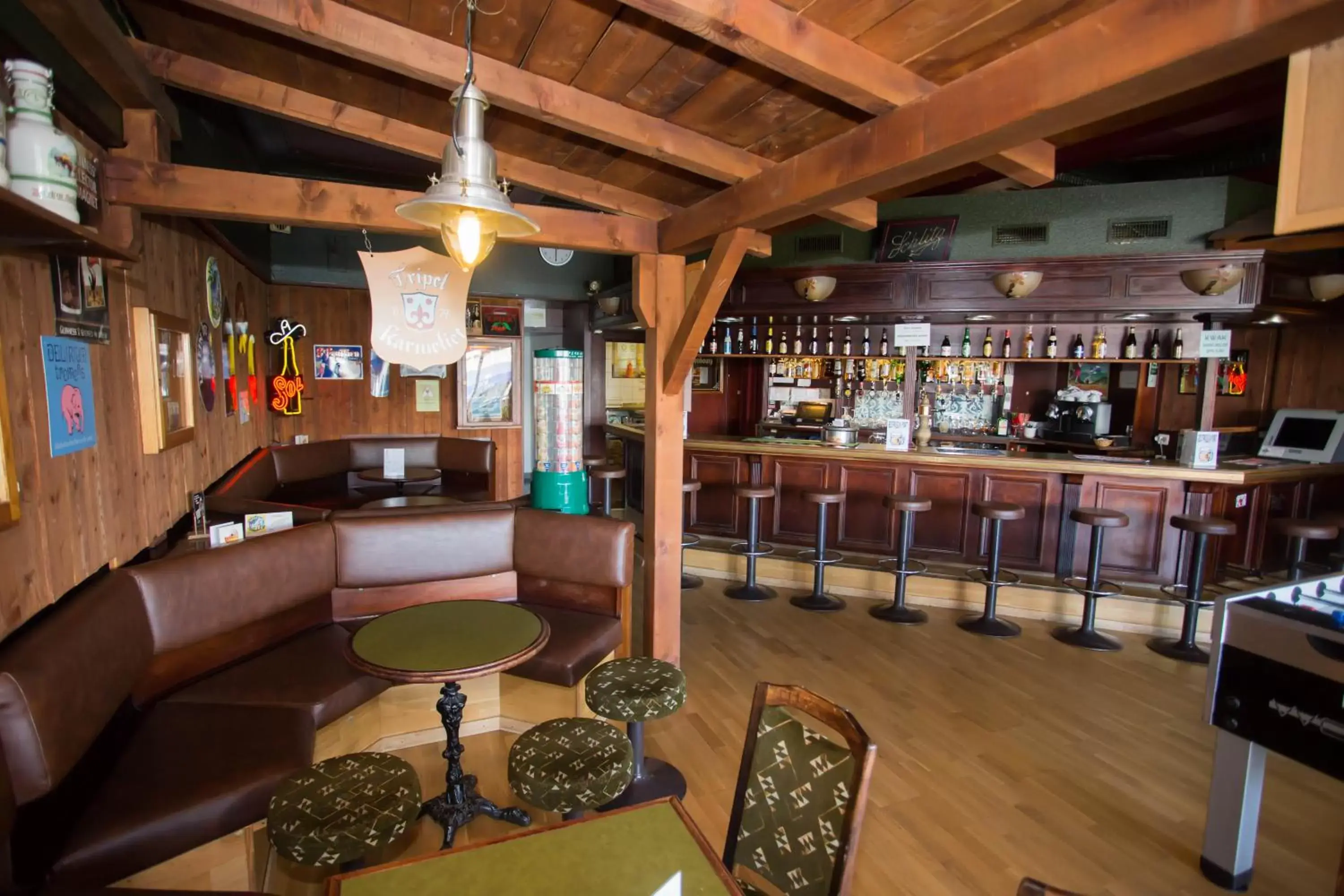 Lounge/Bar in Hôtel du Port