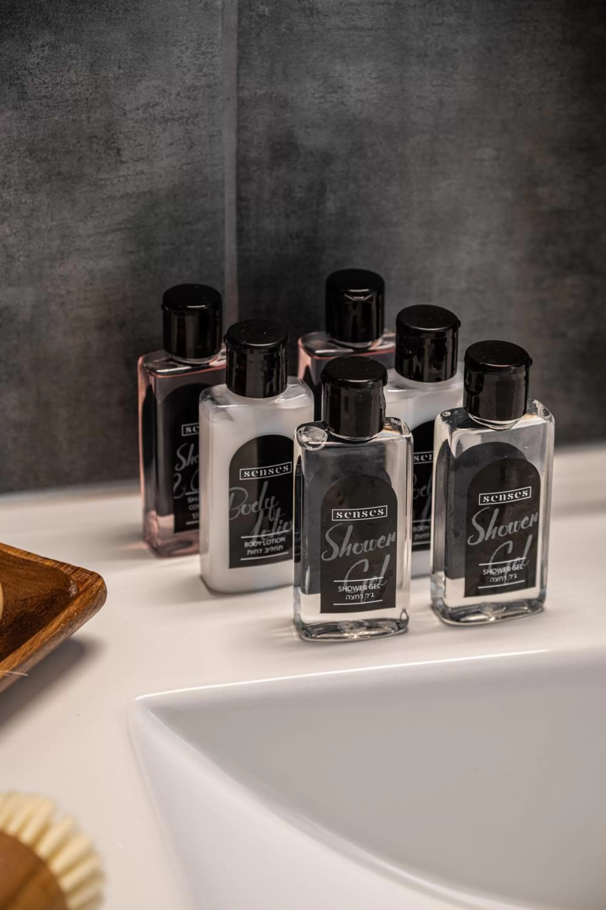 Shower in Mate GEORGE - By HOMY