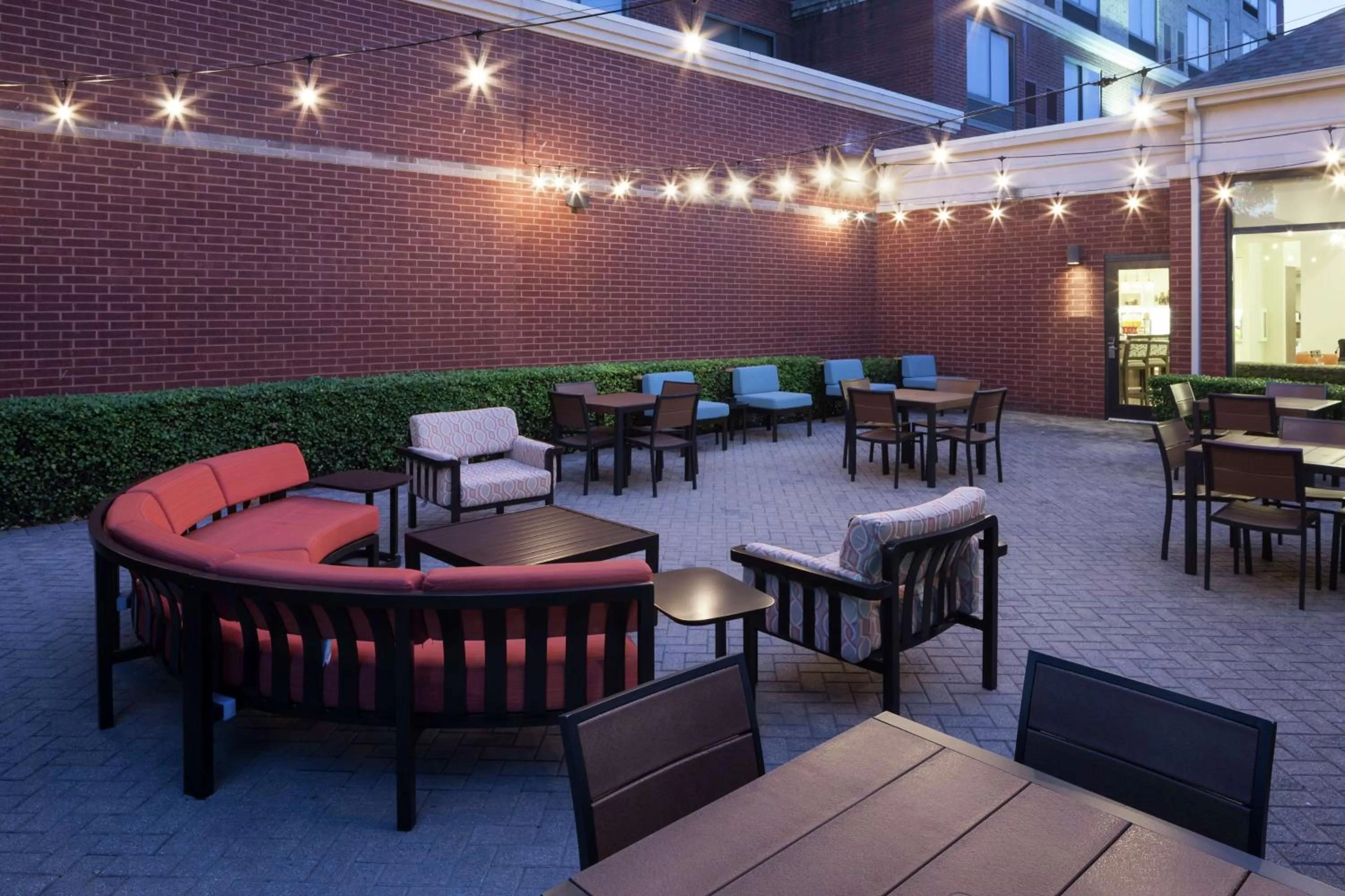 Patio in Hilton Garden Inn Dallas/Allen