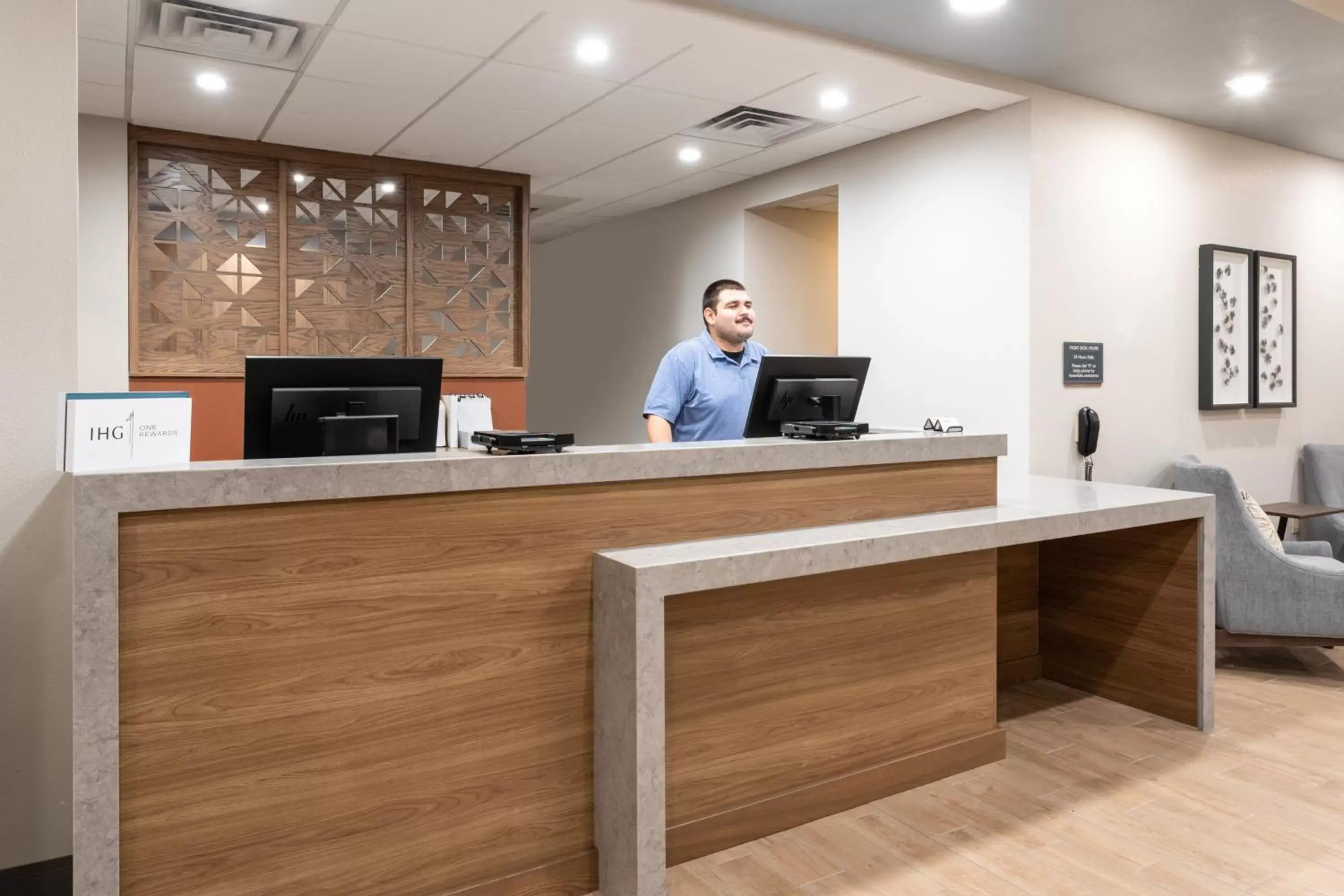 Lobby or reception in Candlewood Suites Grand Junction by IHG Lobby or reception in Candlewood Suites Grand Junction by IHG