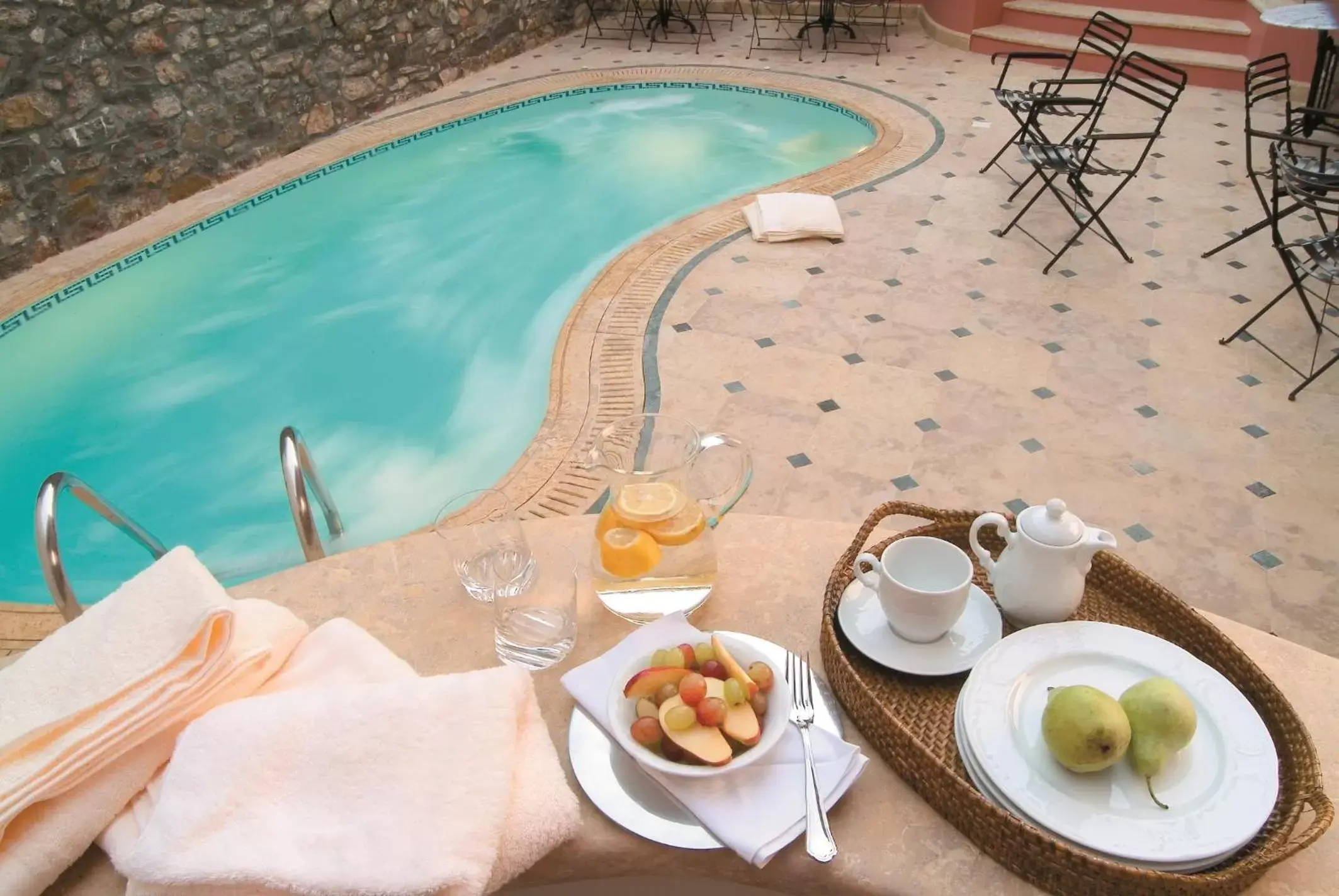 Swimming pool in Hotel Ippoliti