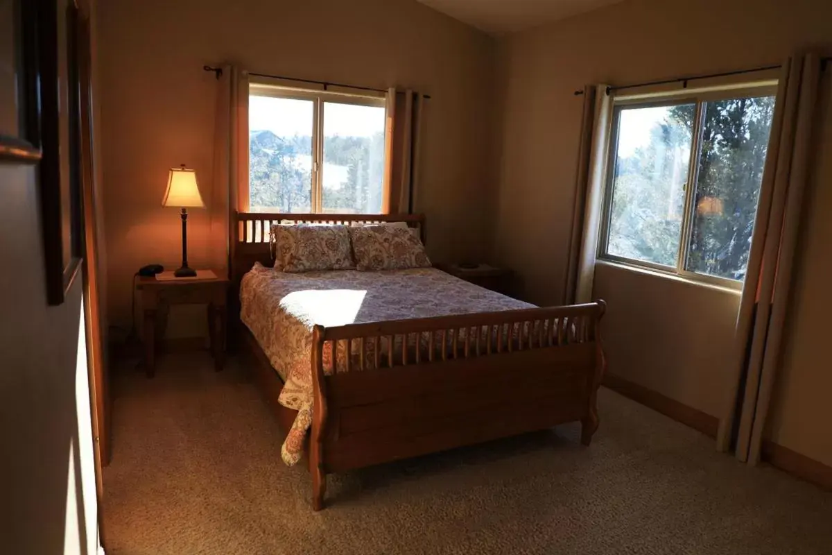 Bed in Zion Ponderosa Ranch Resort