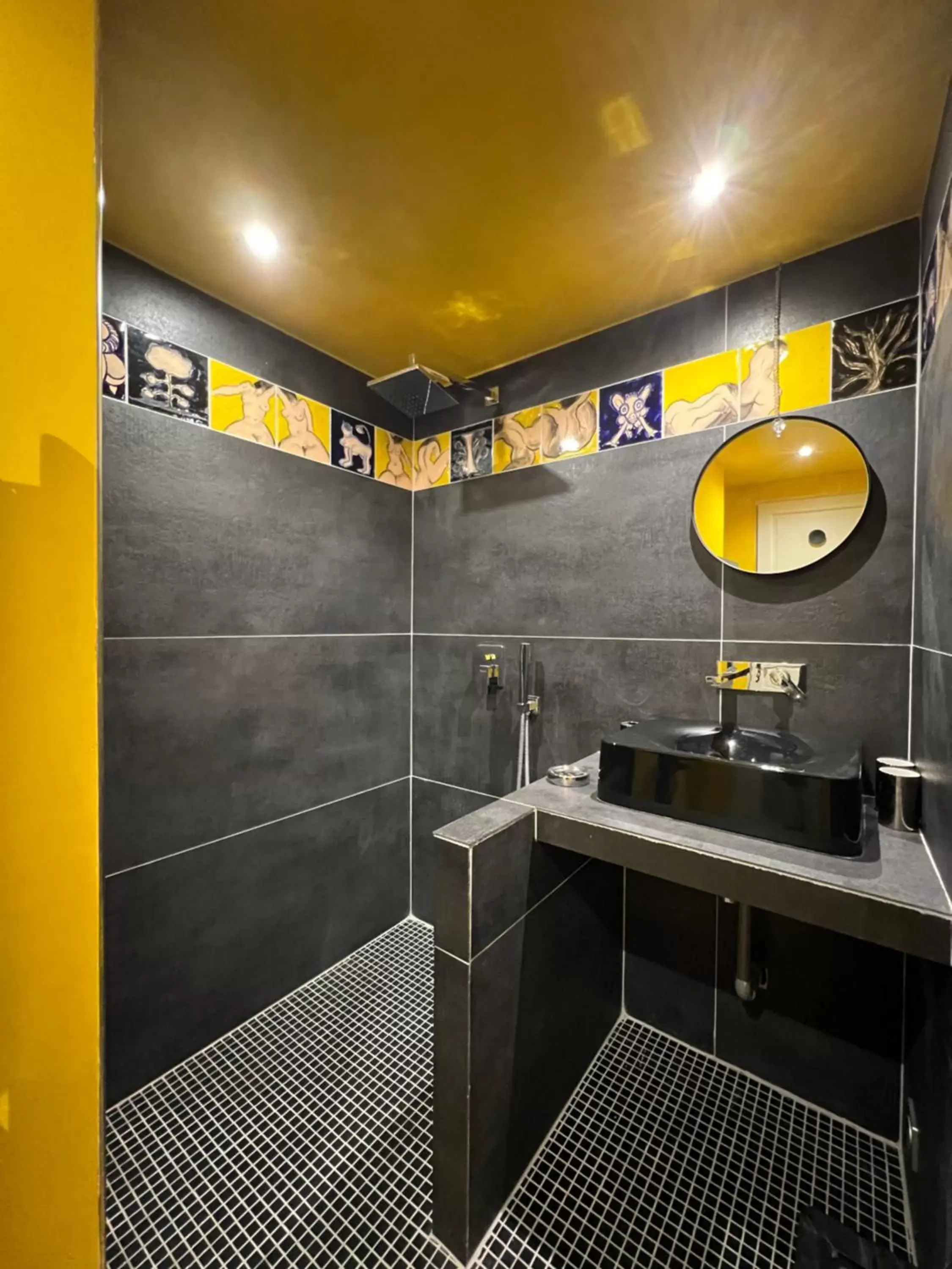 Bathroom in Le Regardeur