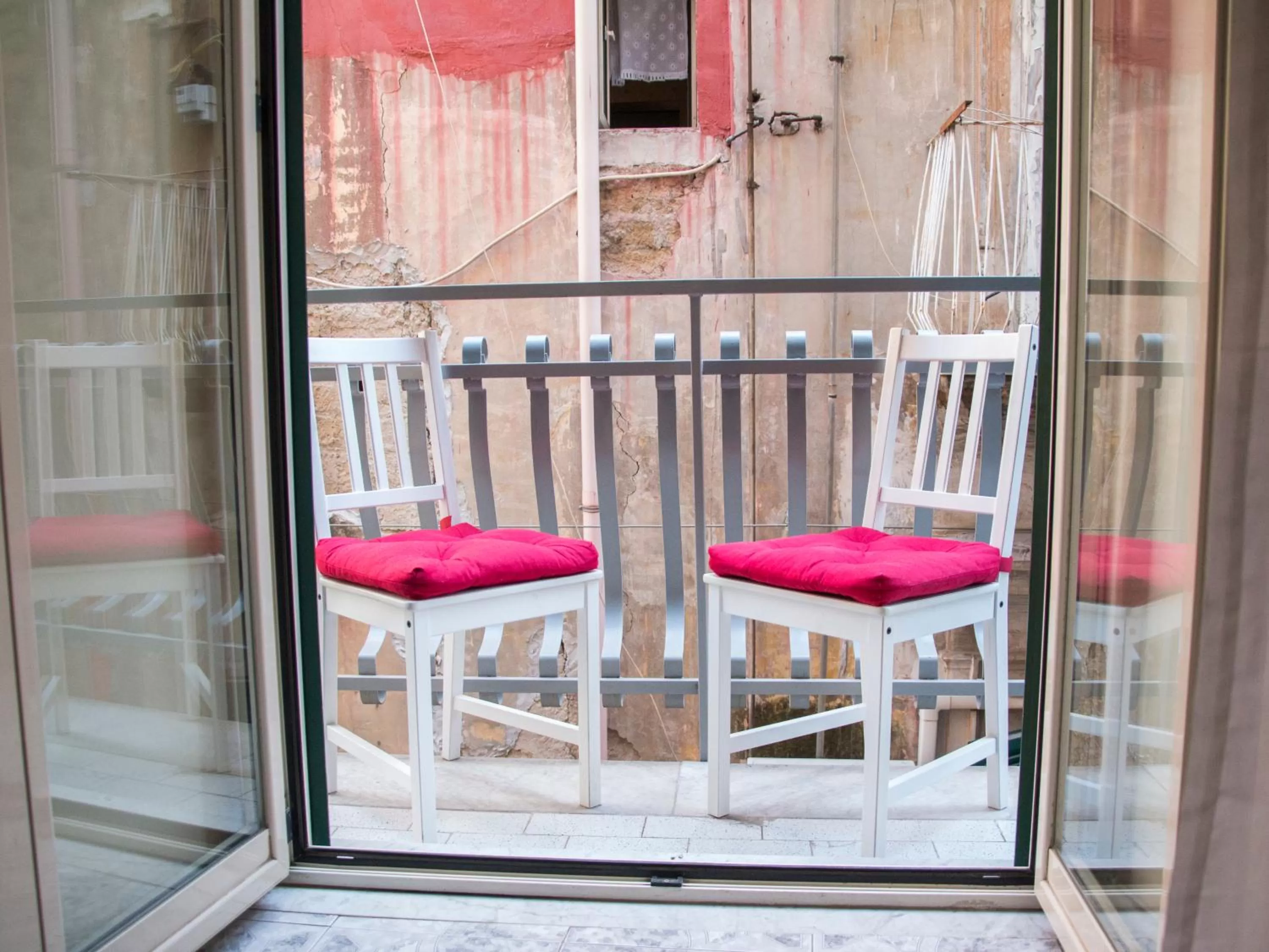Bedroom, Balcony/Terrace in B&B Carbonara Napoli