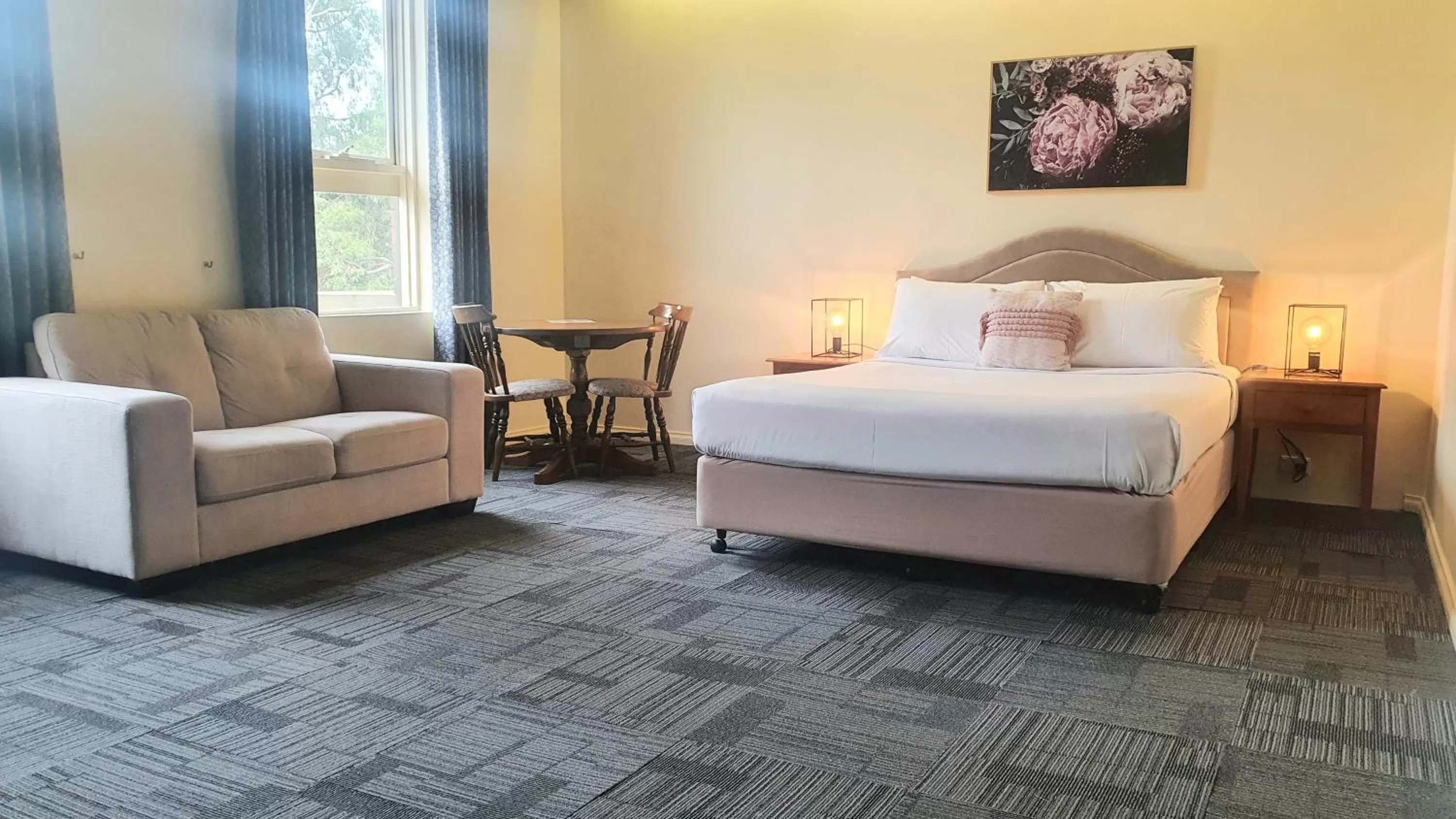 Photo of the whole room, Bed in Hotel Cavalier