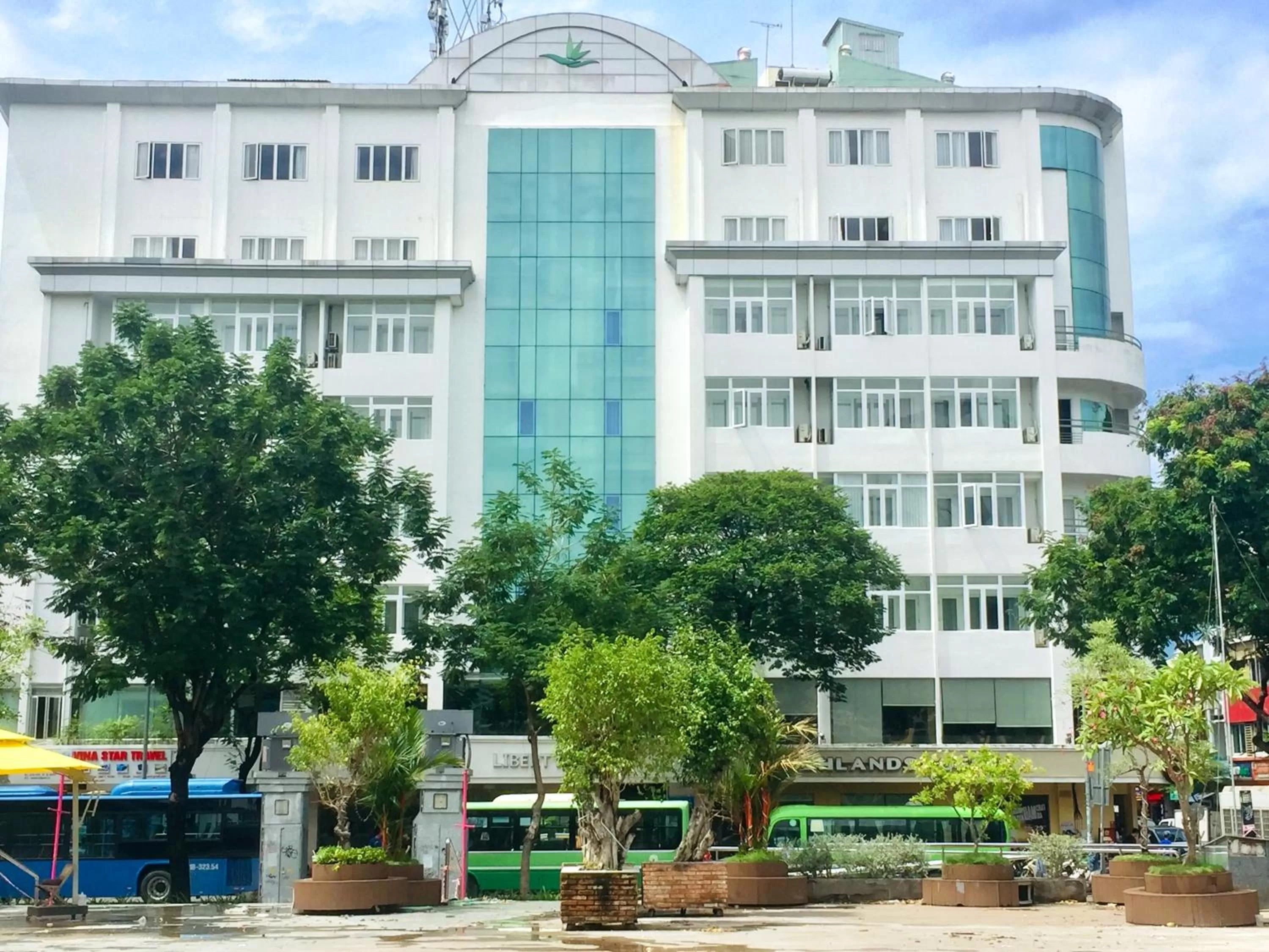Property building in Liberty Hotel Saigon Greenview
