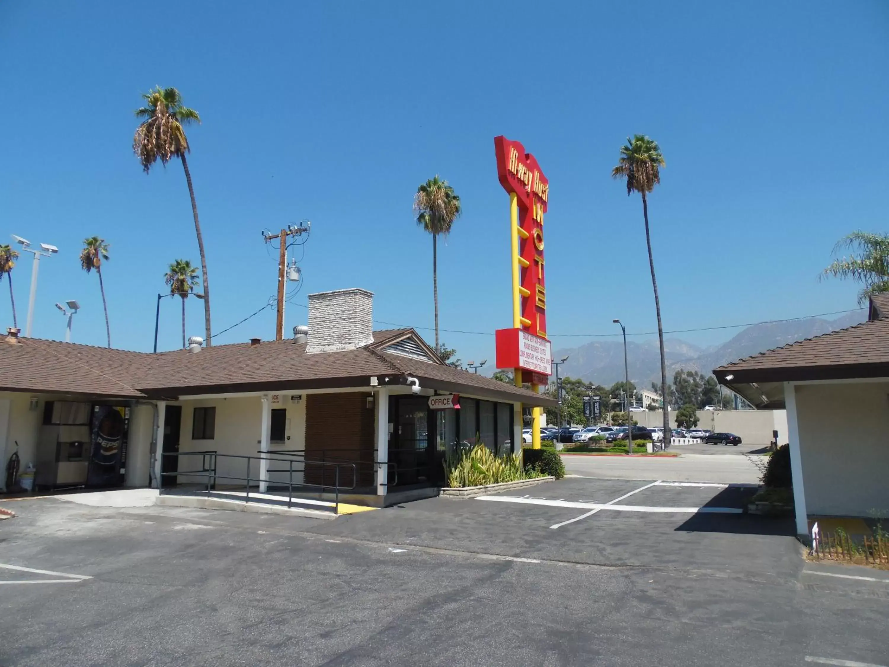 Property Building in Hi-Way Host Motel