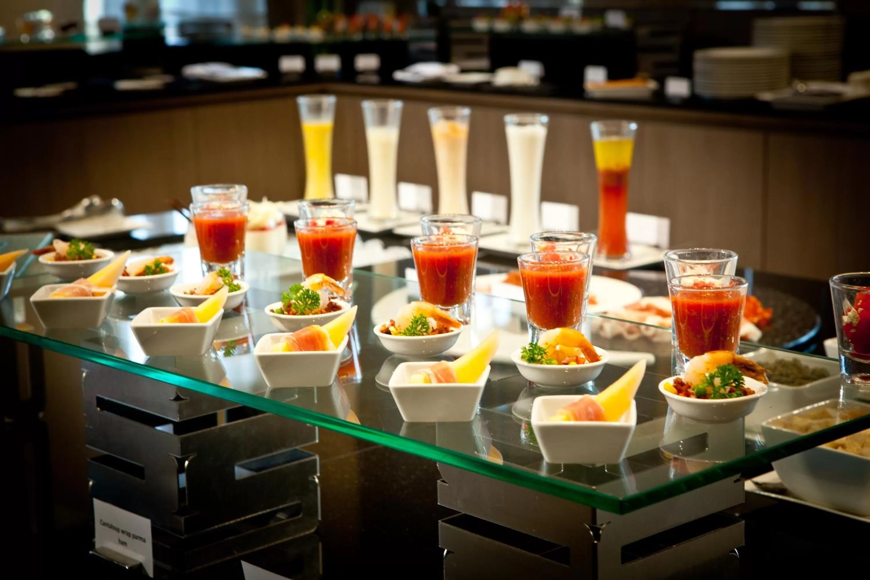 Restaurant/places to eat in Mercure Bangkok Siam