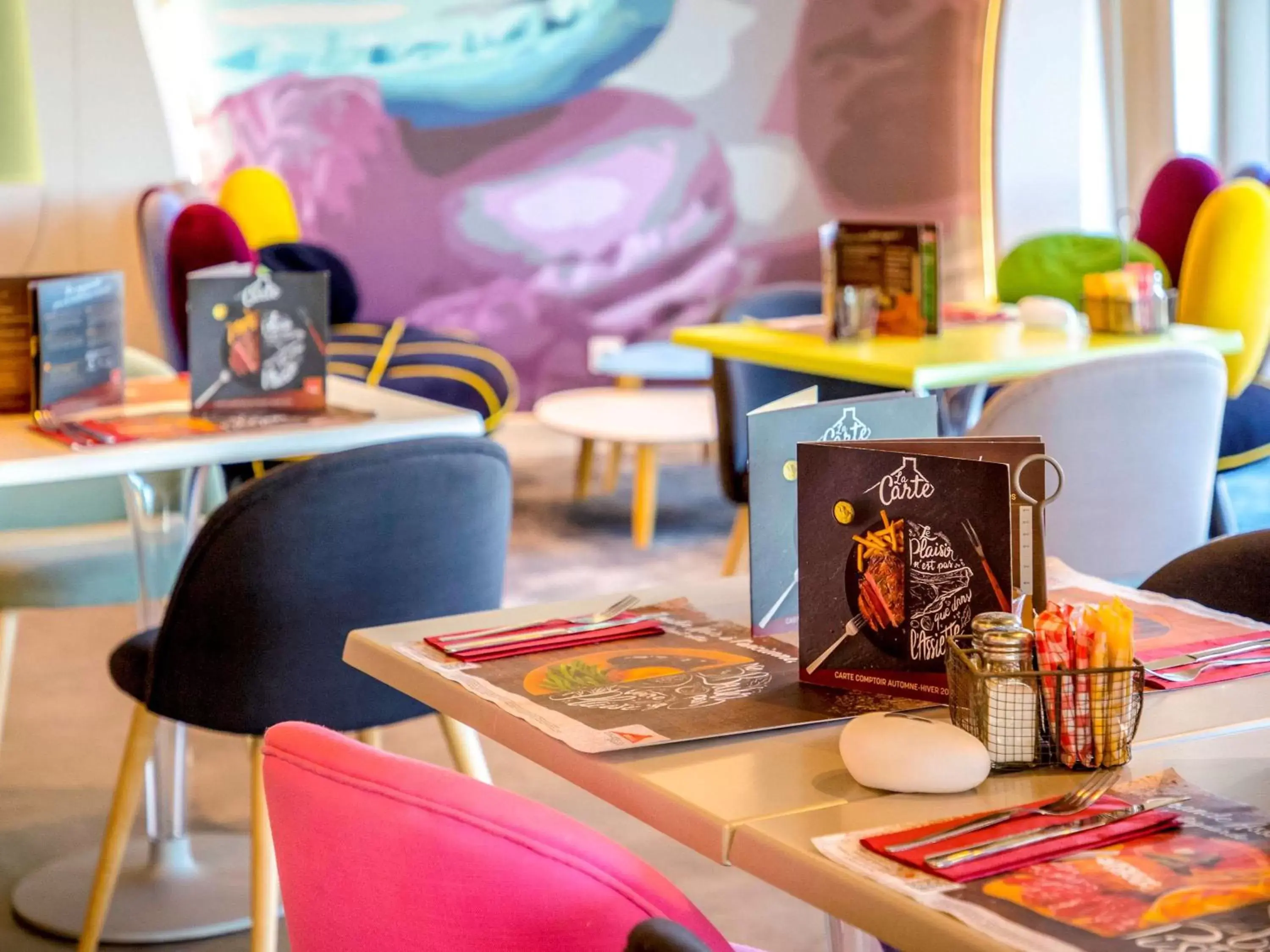 Restaurant/Places to Eat in ibis Styles Fréjus St Raphael