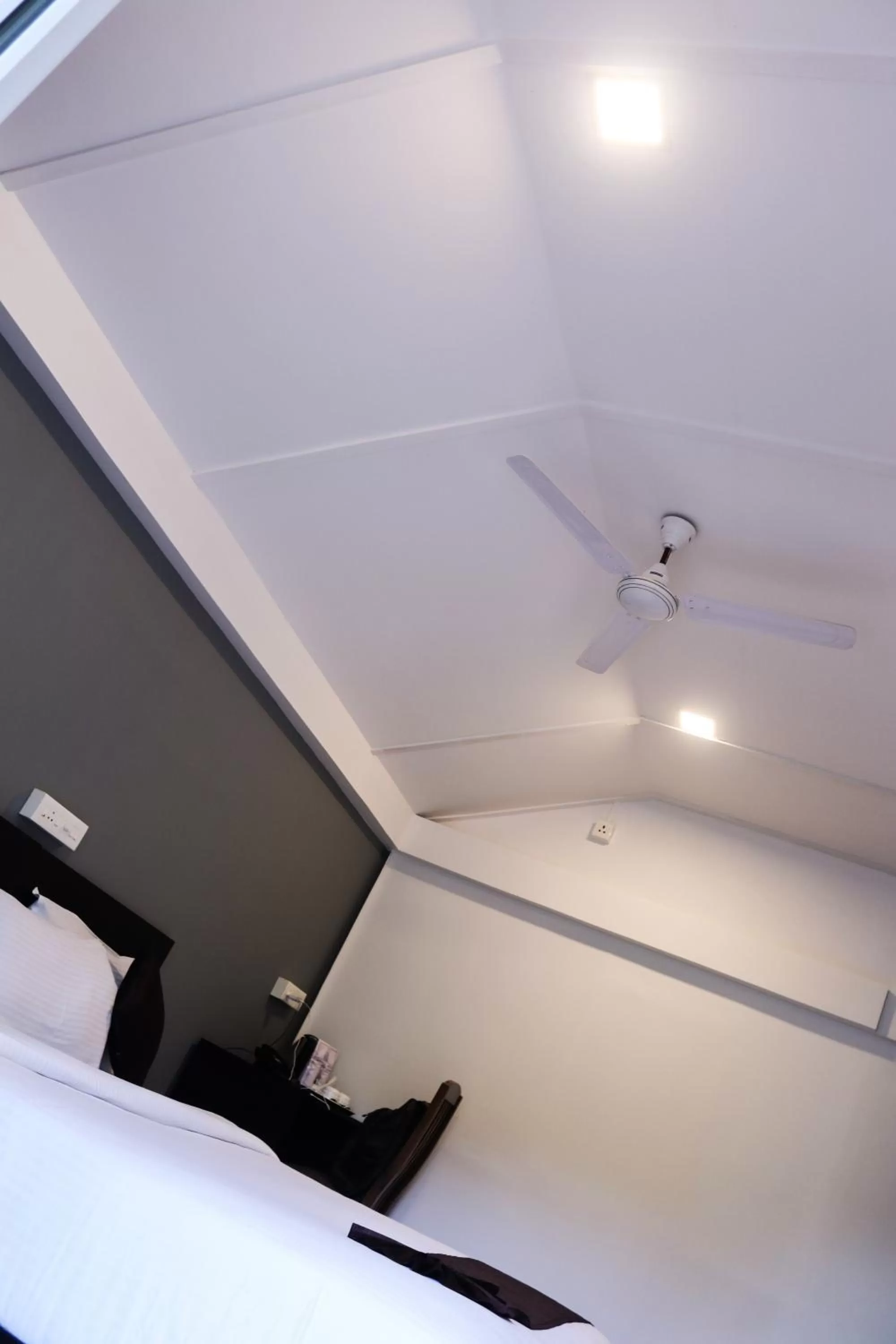 Bedroom, Bathroom in Edens Munnar