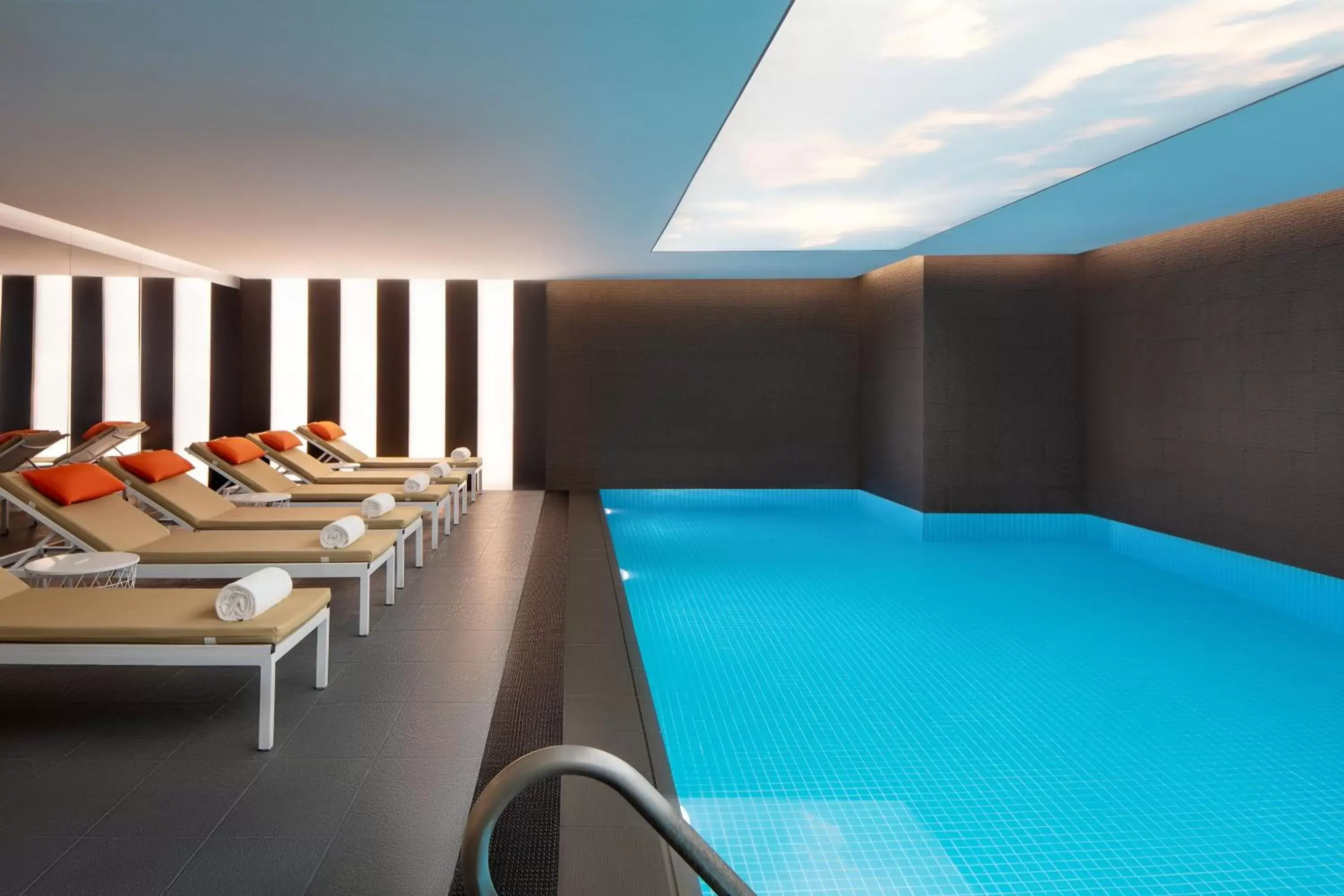 Spa and wellness centre/facilities, Swimming Pool in Sheraton Istanbul City Center