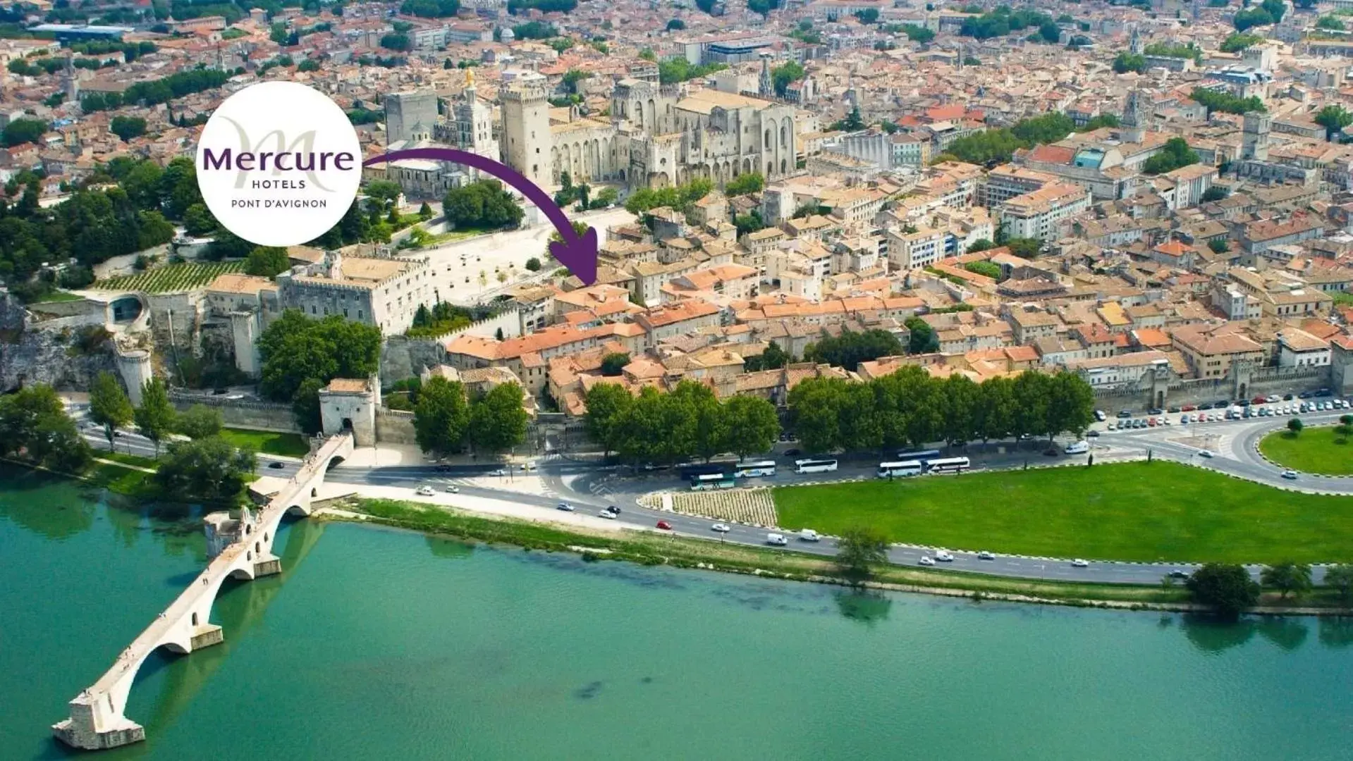 Bird's eye view, Bird's-eye View in Mercure Pont d’Avignon Centre