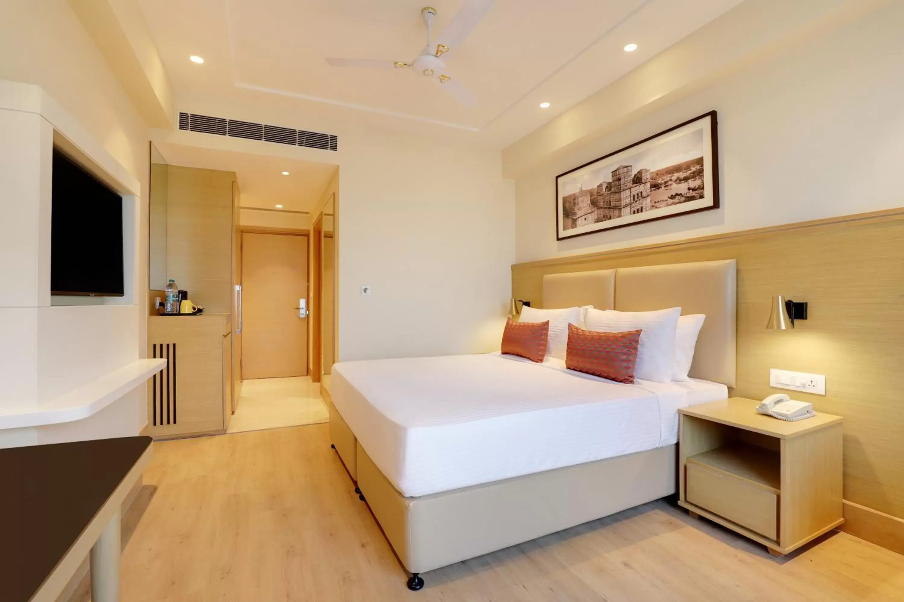 Deluxe King Room - single occupancy in Lemon Tree Hotel, Jhansi Deluxe King Room - single occupancy in Lemon Tree Hotel, Jhansi