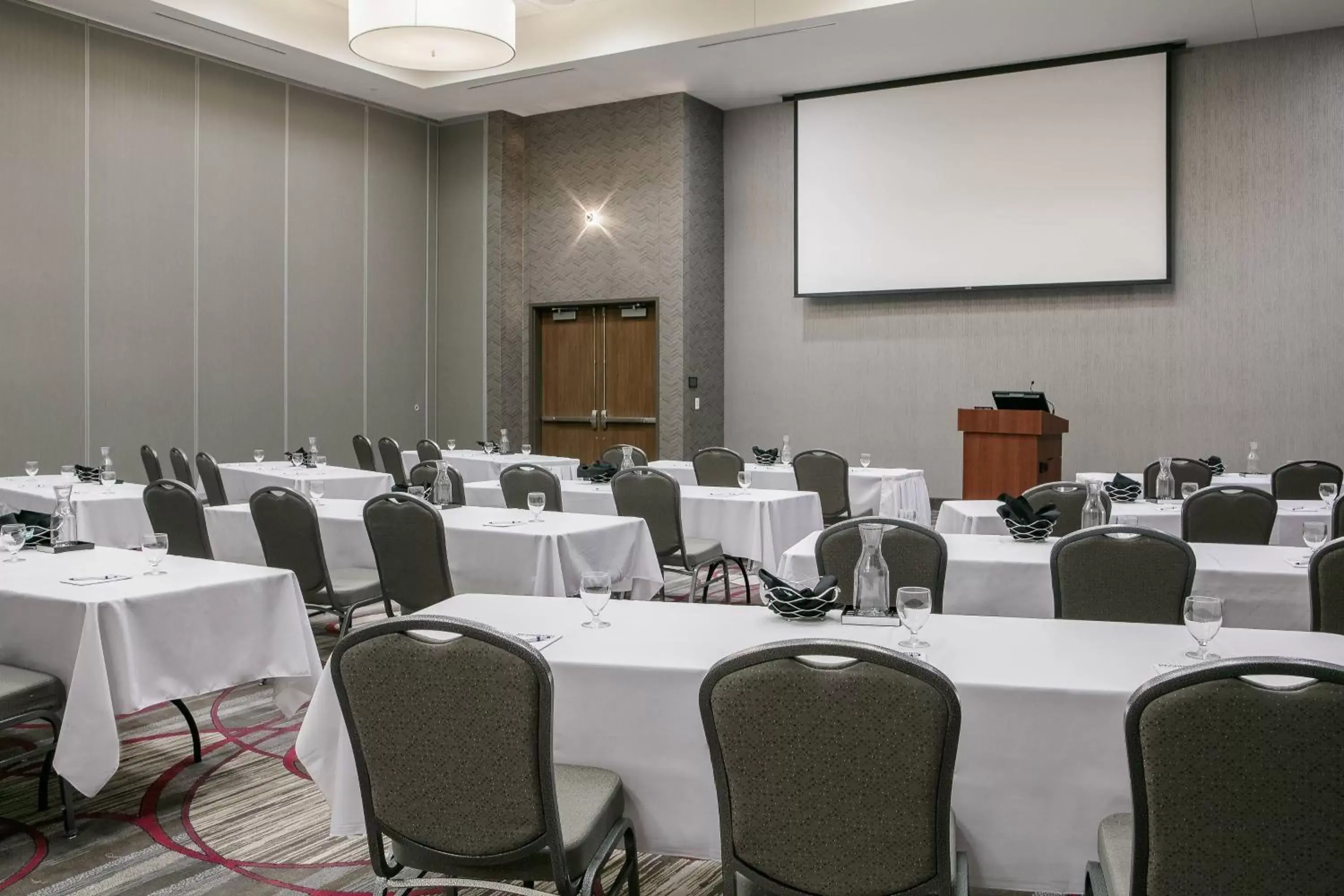 Meeting/conference room in Courtyard by Marriott Omaha Bellevue at Beardmore Event Center