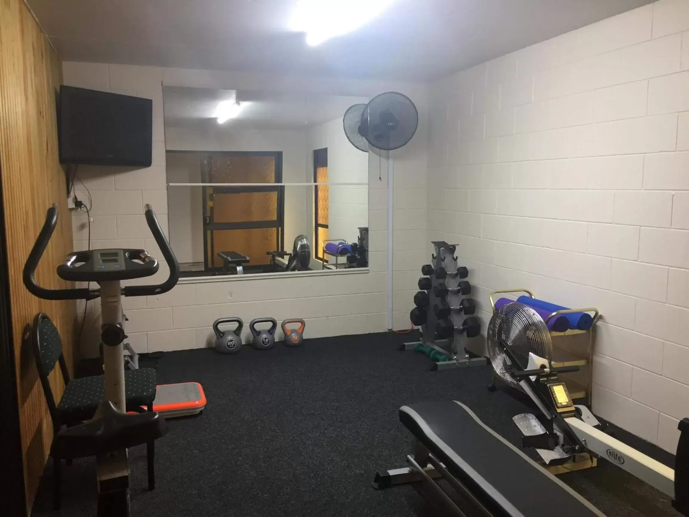 Fitness centre/facilities, Fitness Center/Facilities in Cypress Court Motel