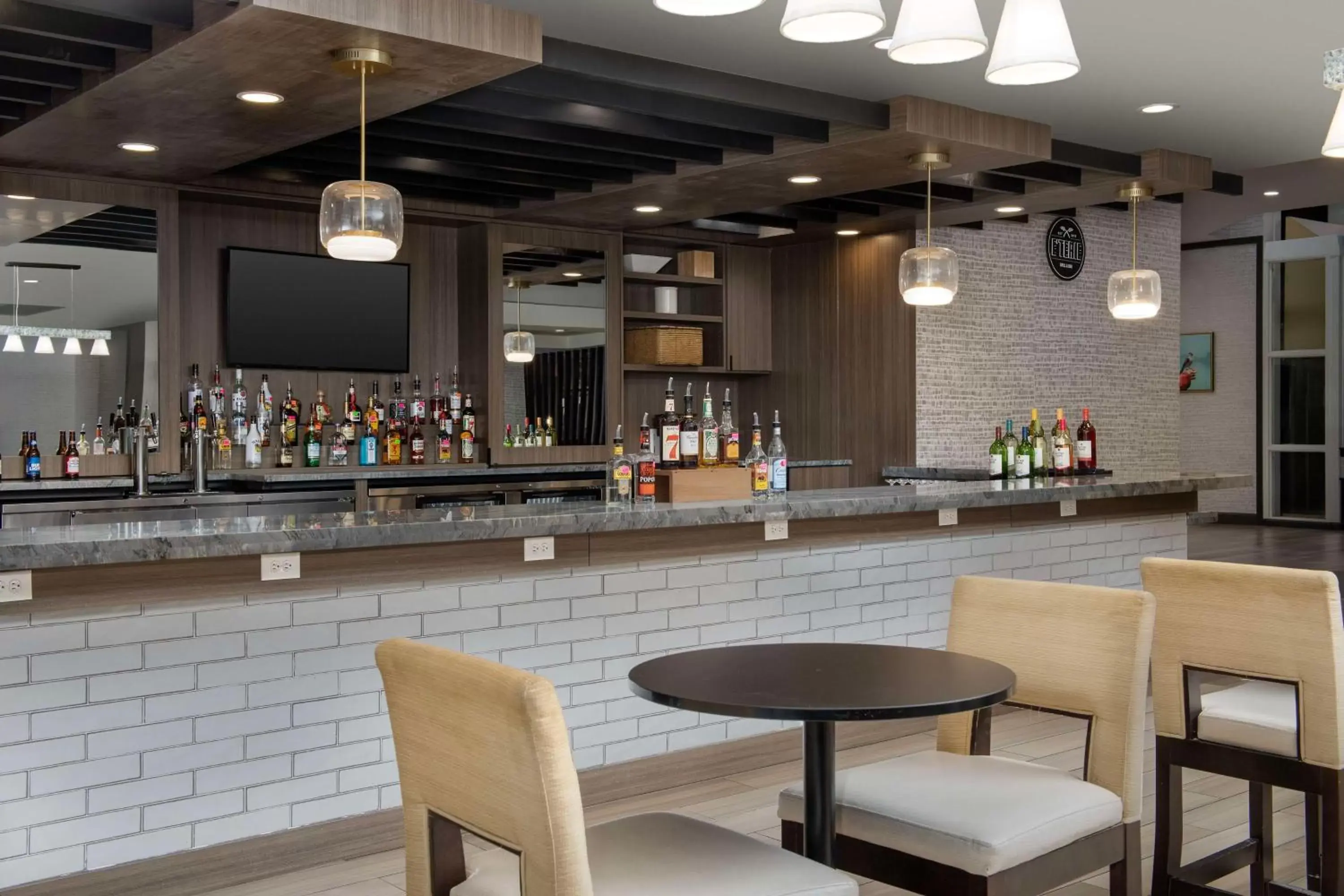 Lounge or bar, Restaurant/Places to Eat in Embassy Suites Winston-Salem