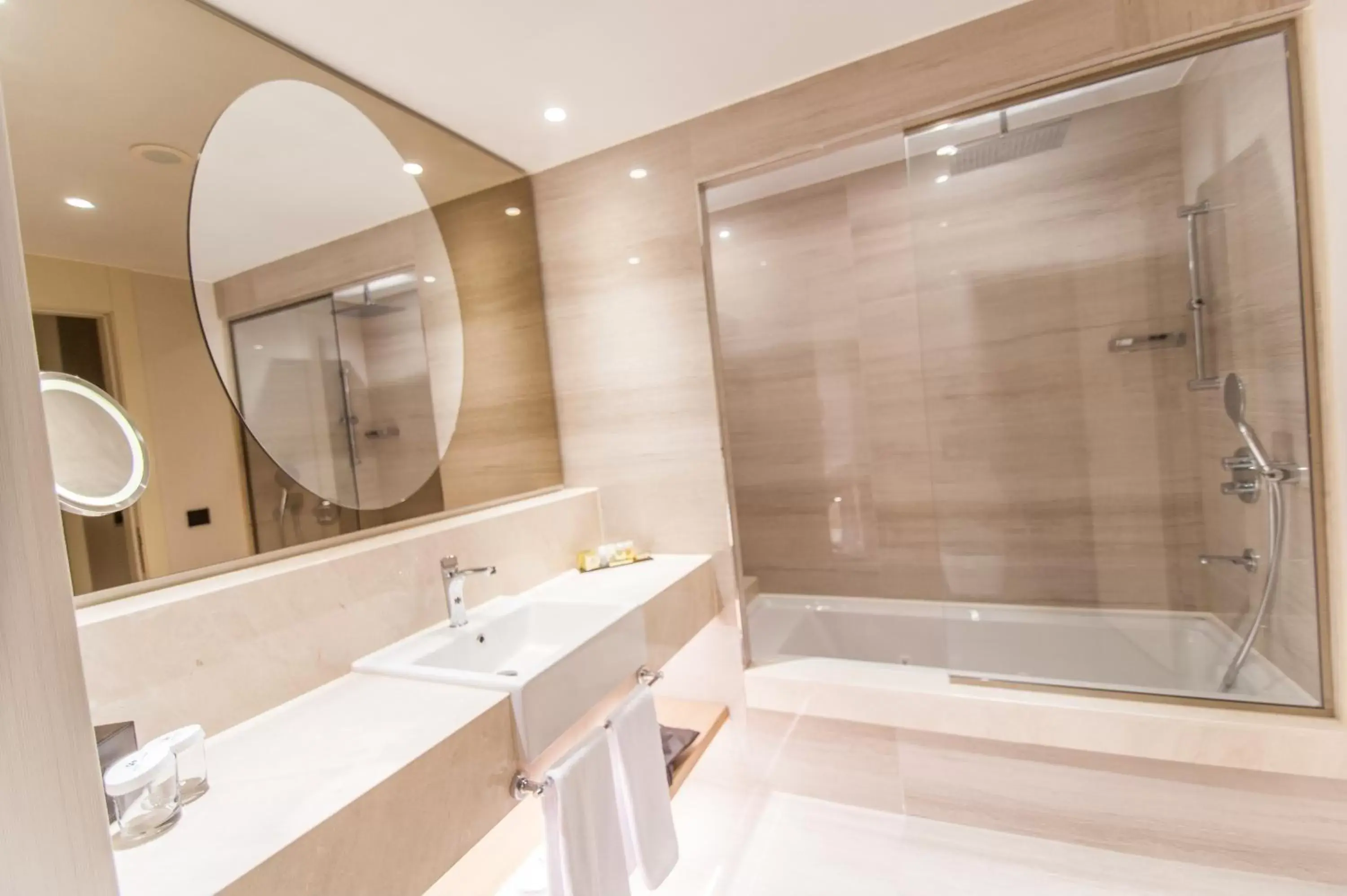 Deluxe Suite in Bayır Diamond Hotel & Convention Center Konya Deluxe Suite in Bayır Diamond Hotel & Convention Center Konya